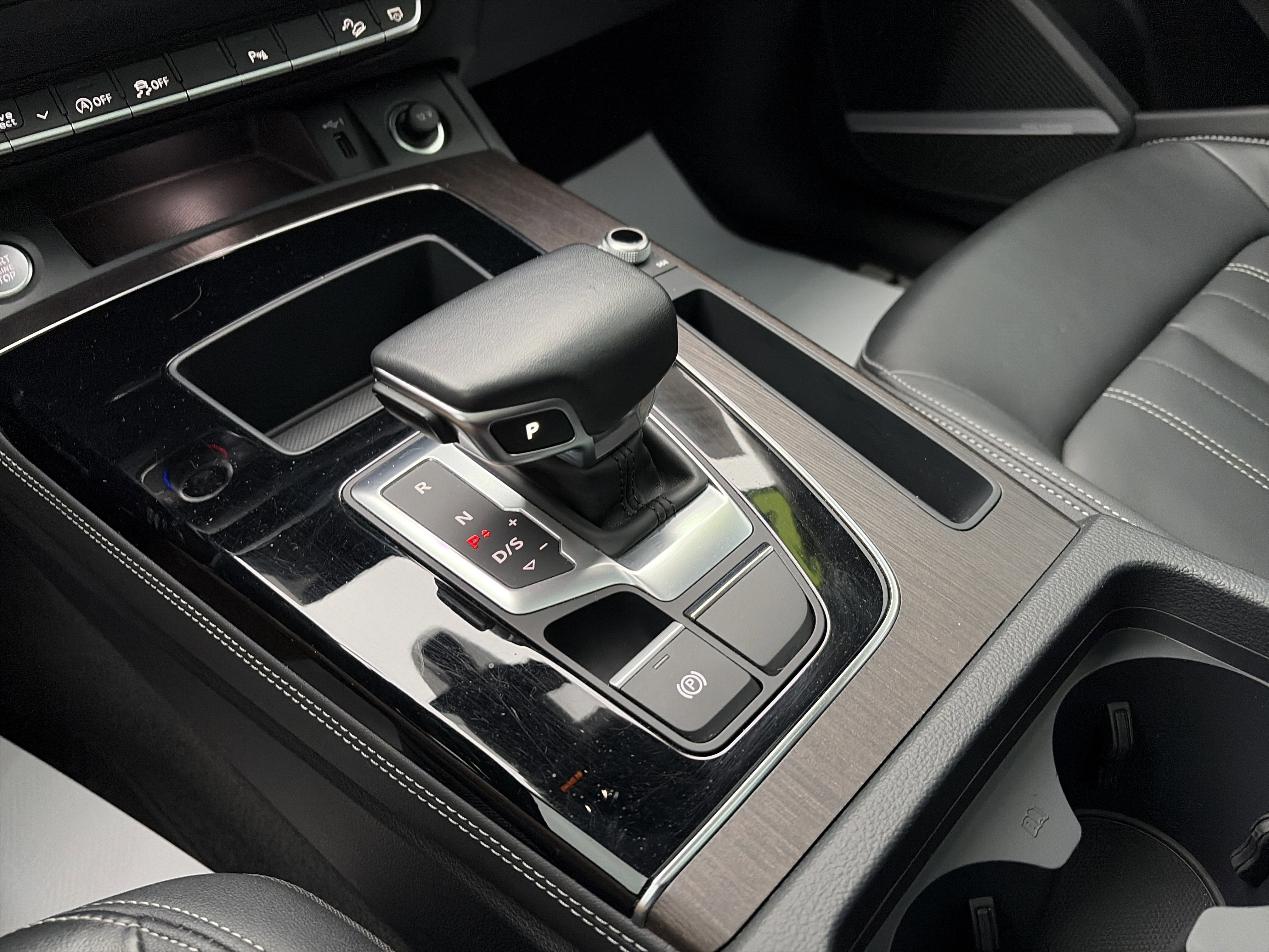 2023 Audi Q5 S line Premium Plus