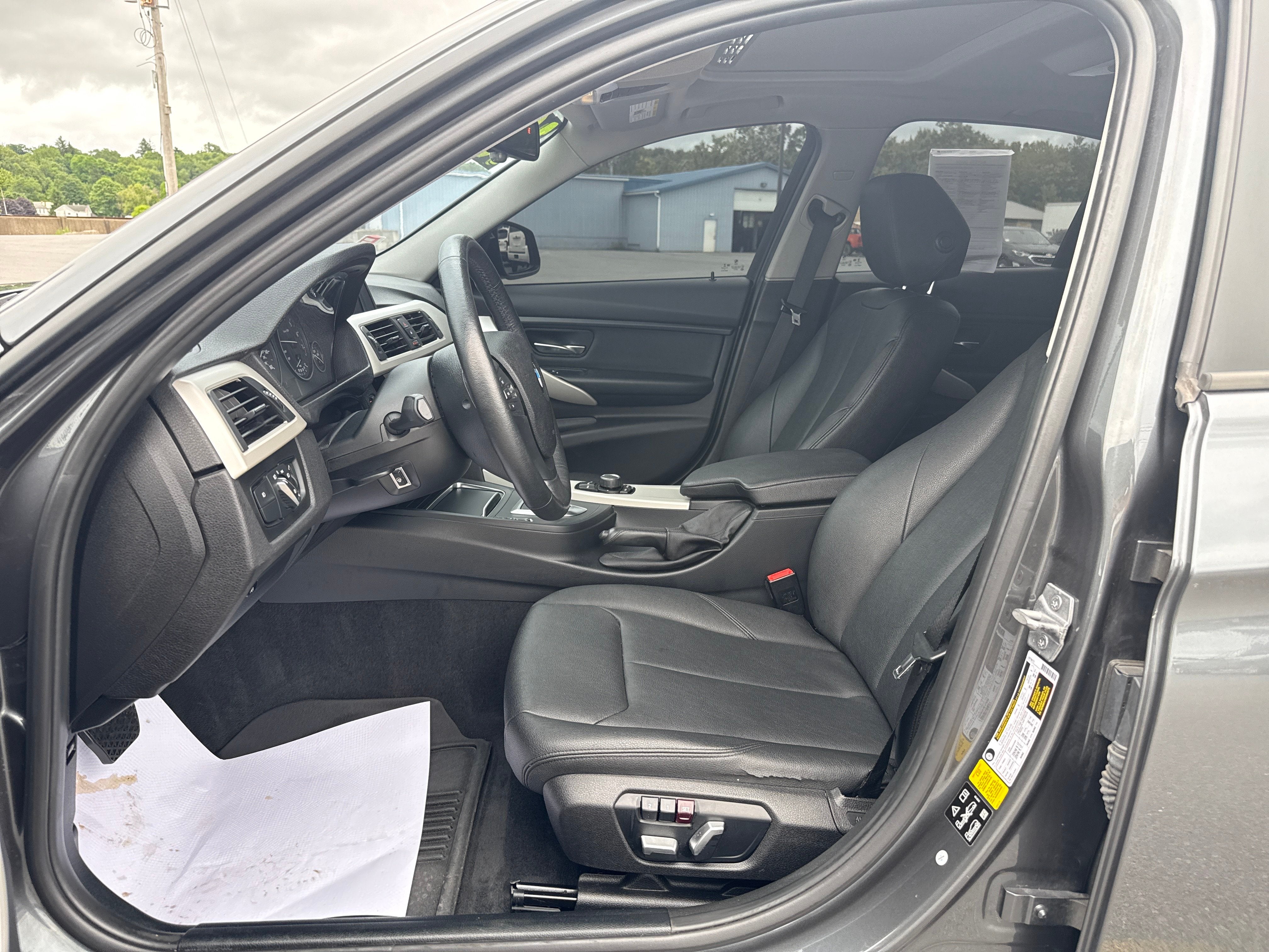 2018 BMW 3 Series 320i xDrive