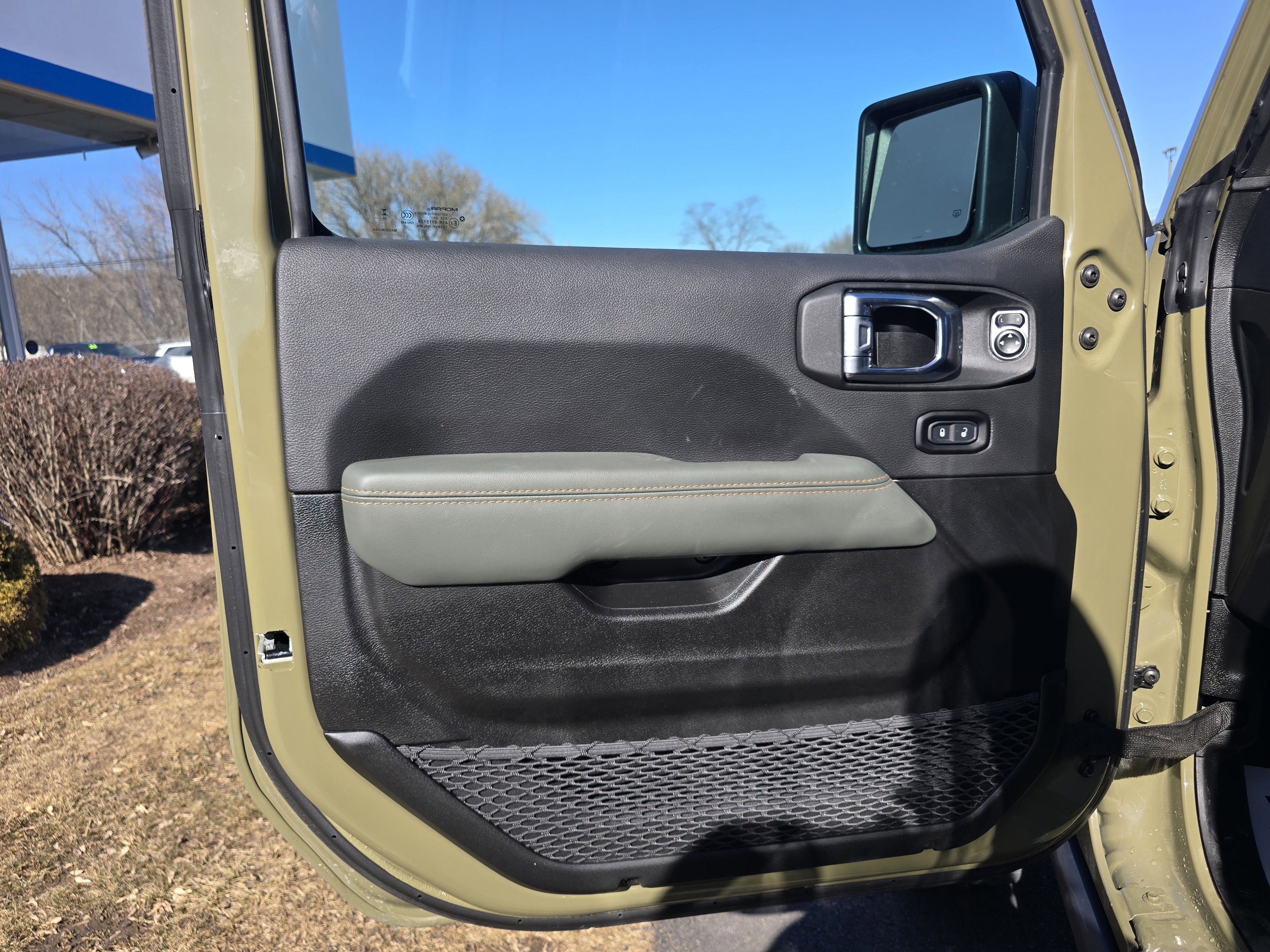 2025 Jeep Gladiator Mojave X