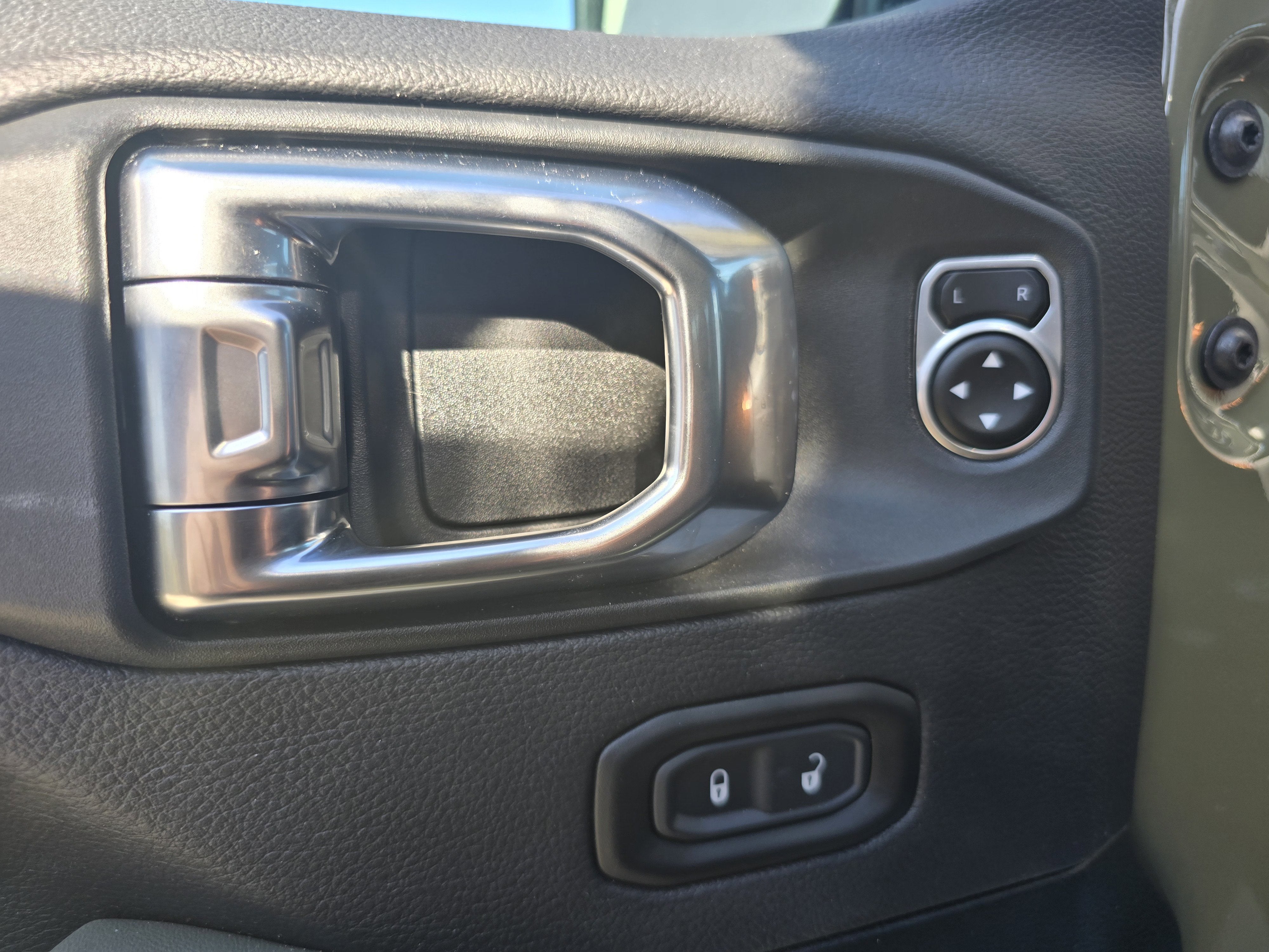 2025 Jeep Gladiator Mojave X