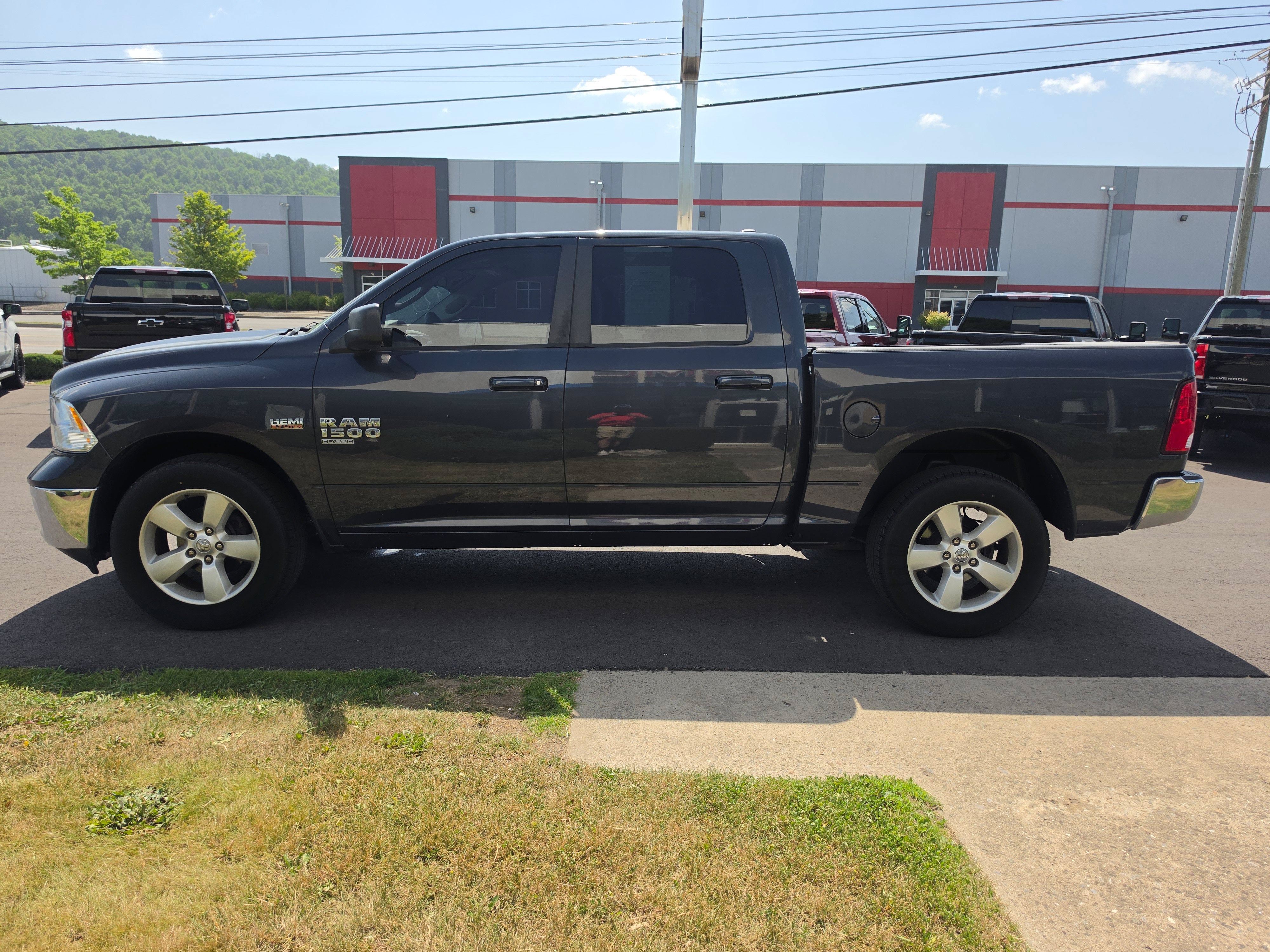 2019 RAM 1500 Classic SLT