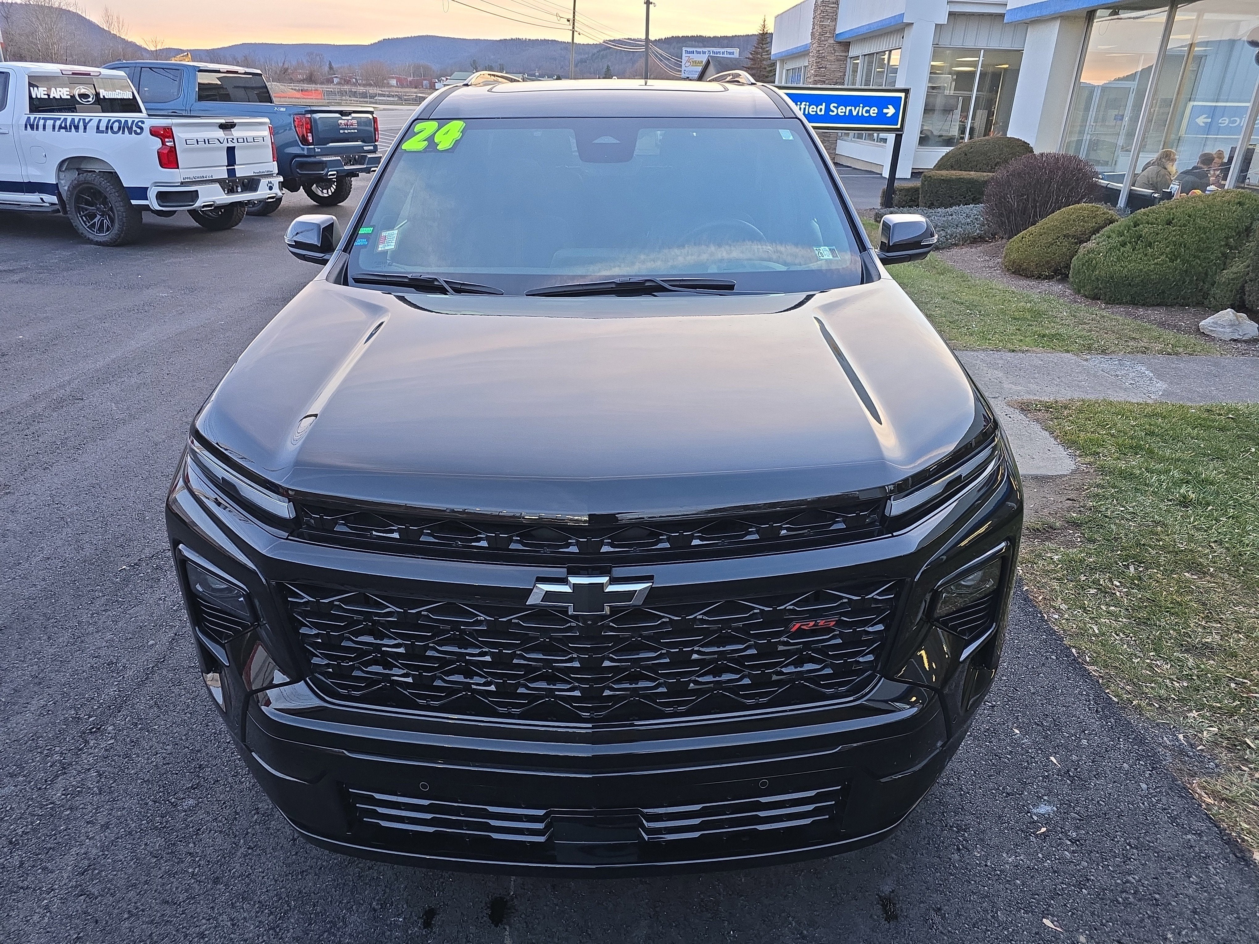 2024 Chevrolet Traverse RS