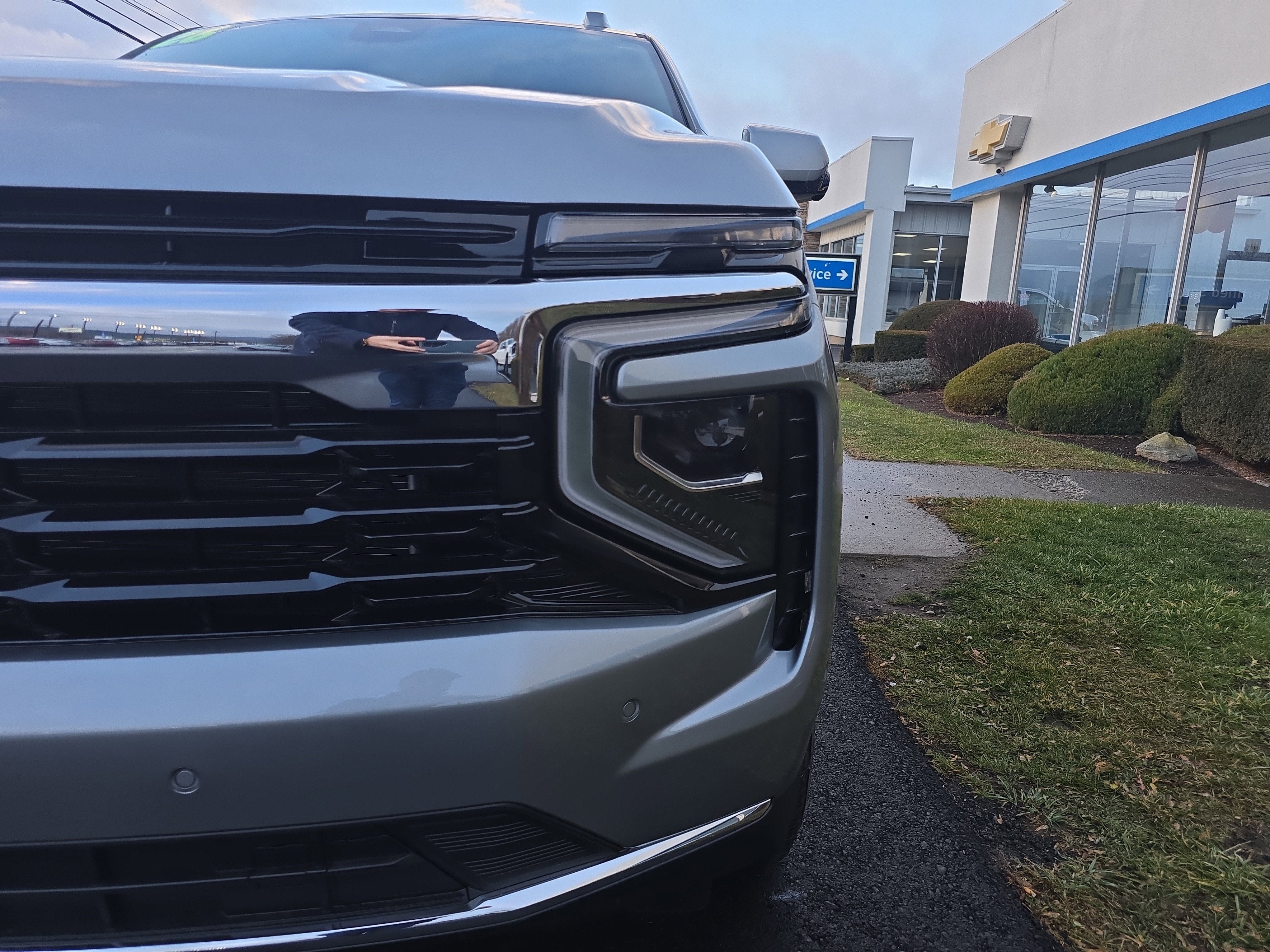 2026 Chevrolet Suburban LS