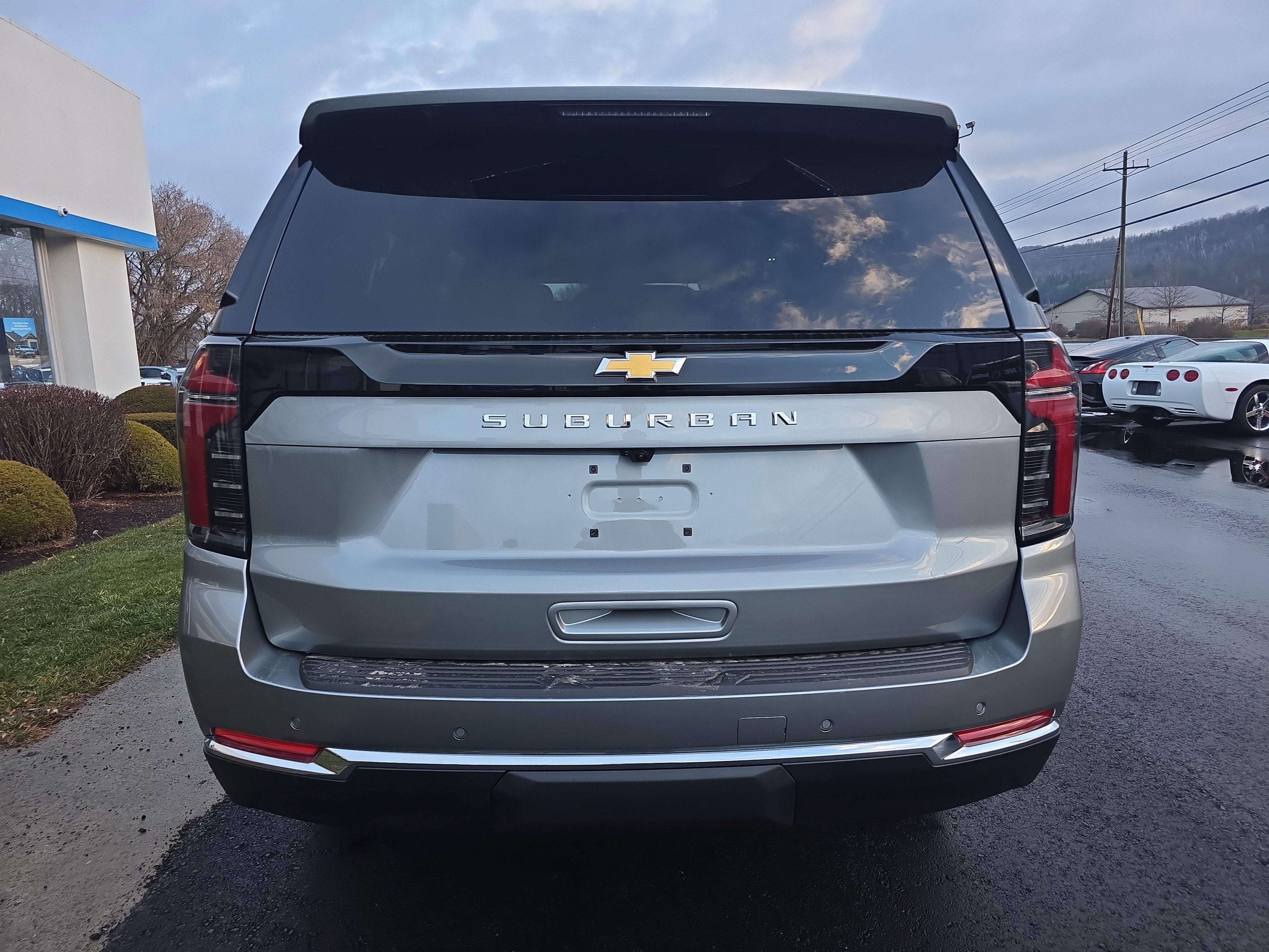 2026 Chevrolet Suburban LS