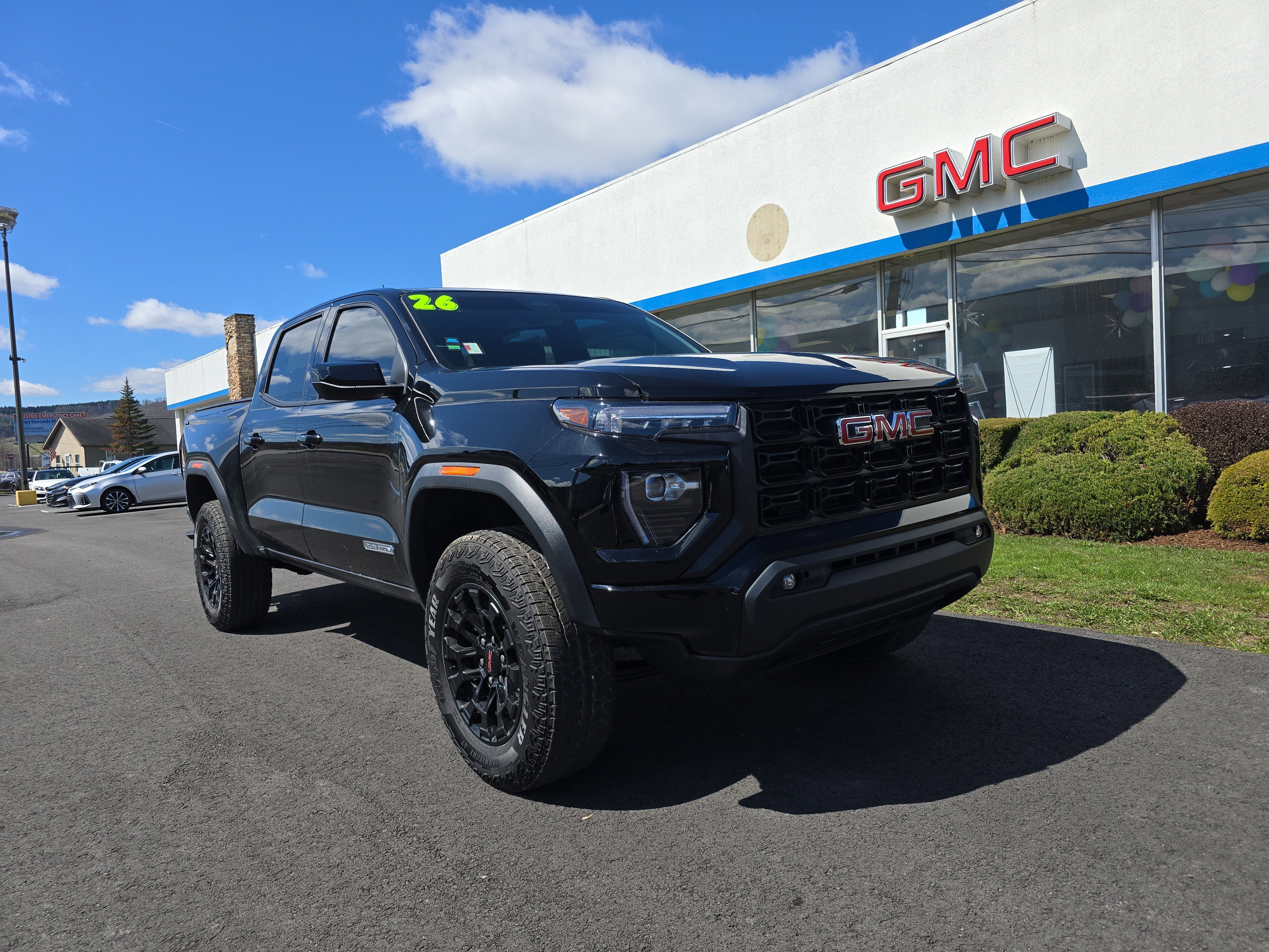 2026 GMC Canyon 4WD Elevation Crew Cab Short Box's photo