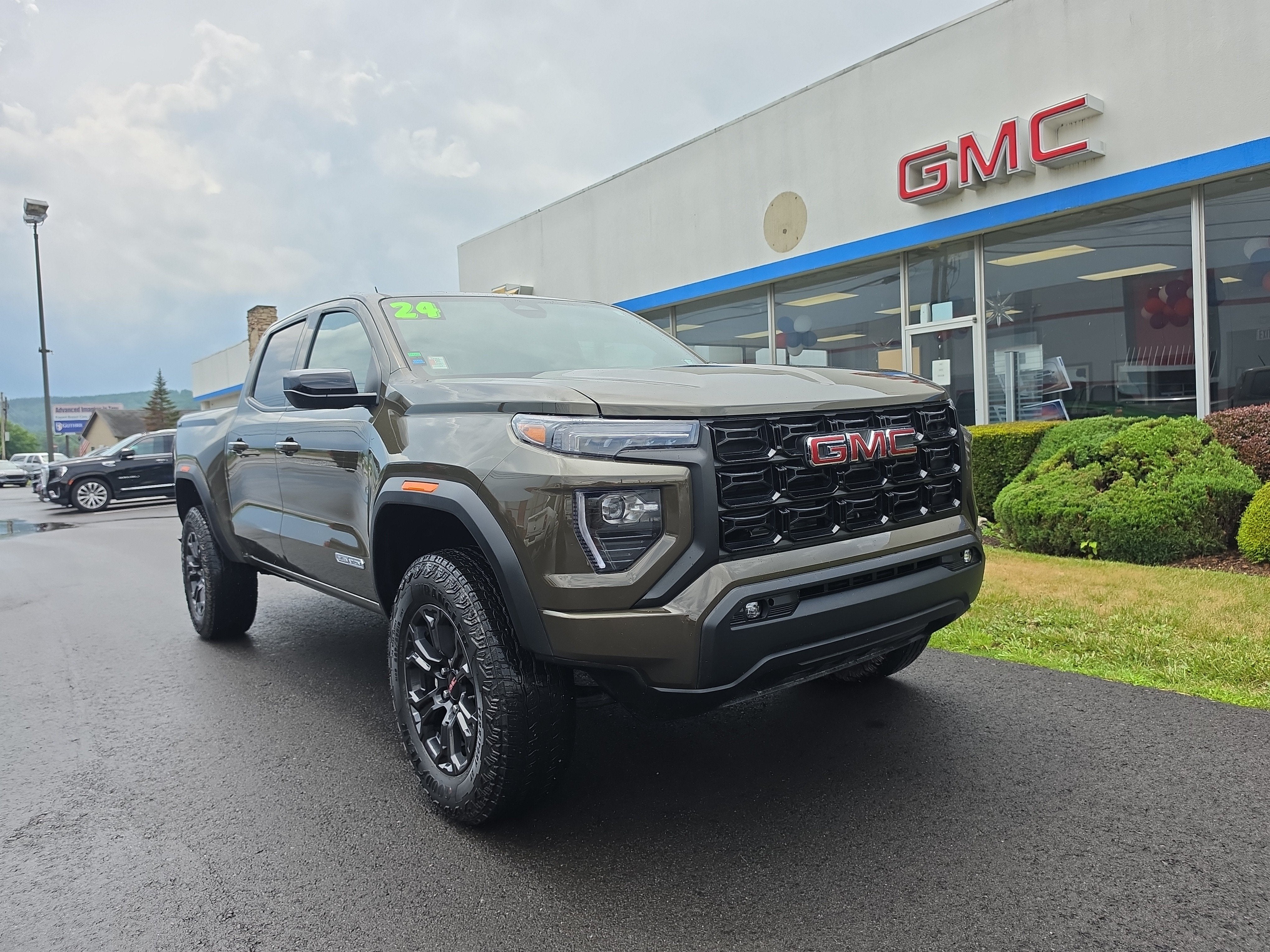 2024 GMC Canyon Elevation