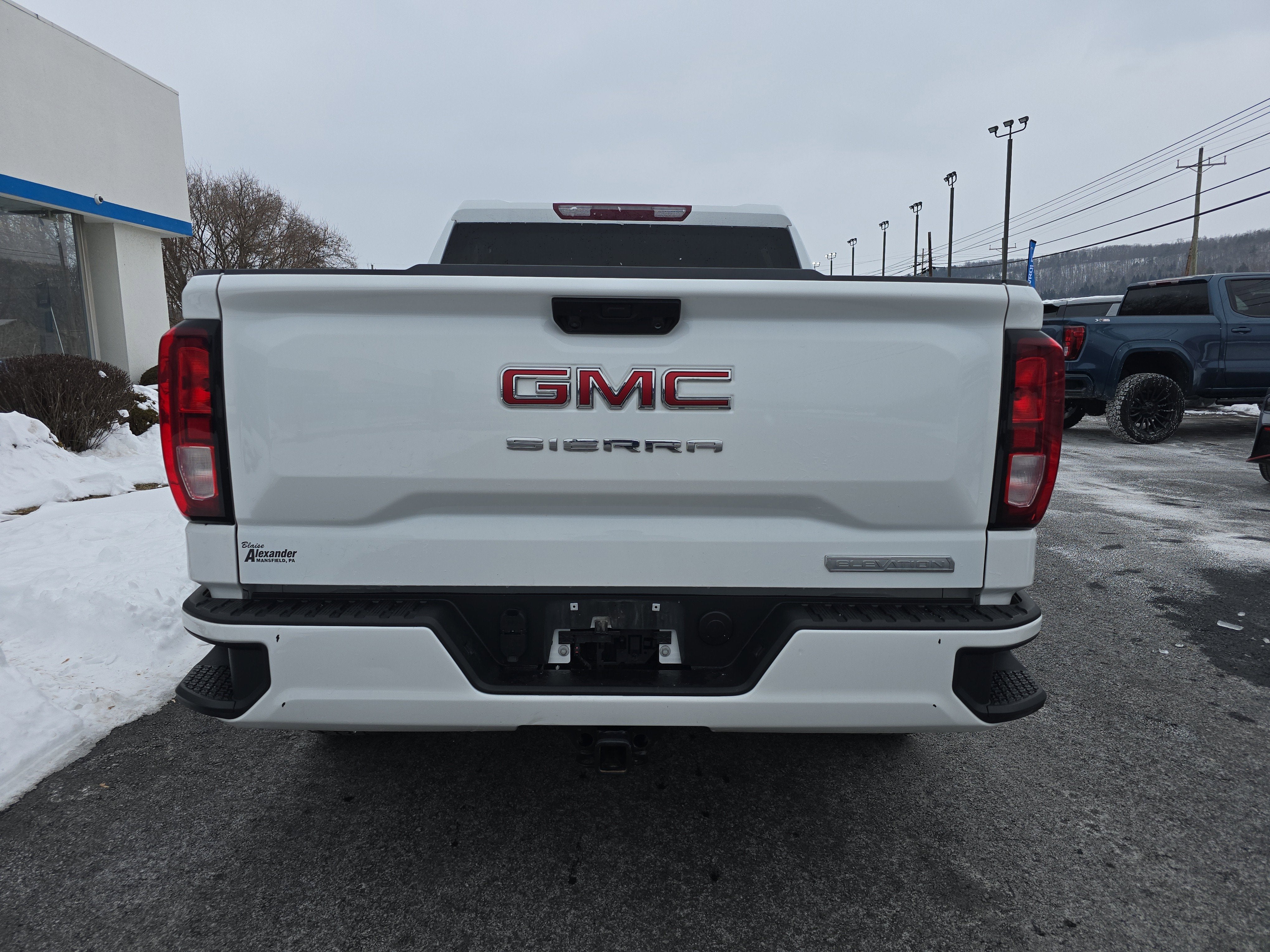 2023 GMC Sierra 1500 Elevation