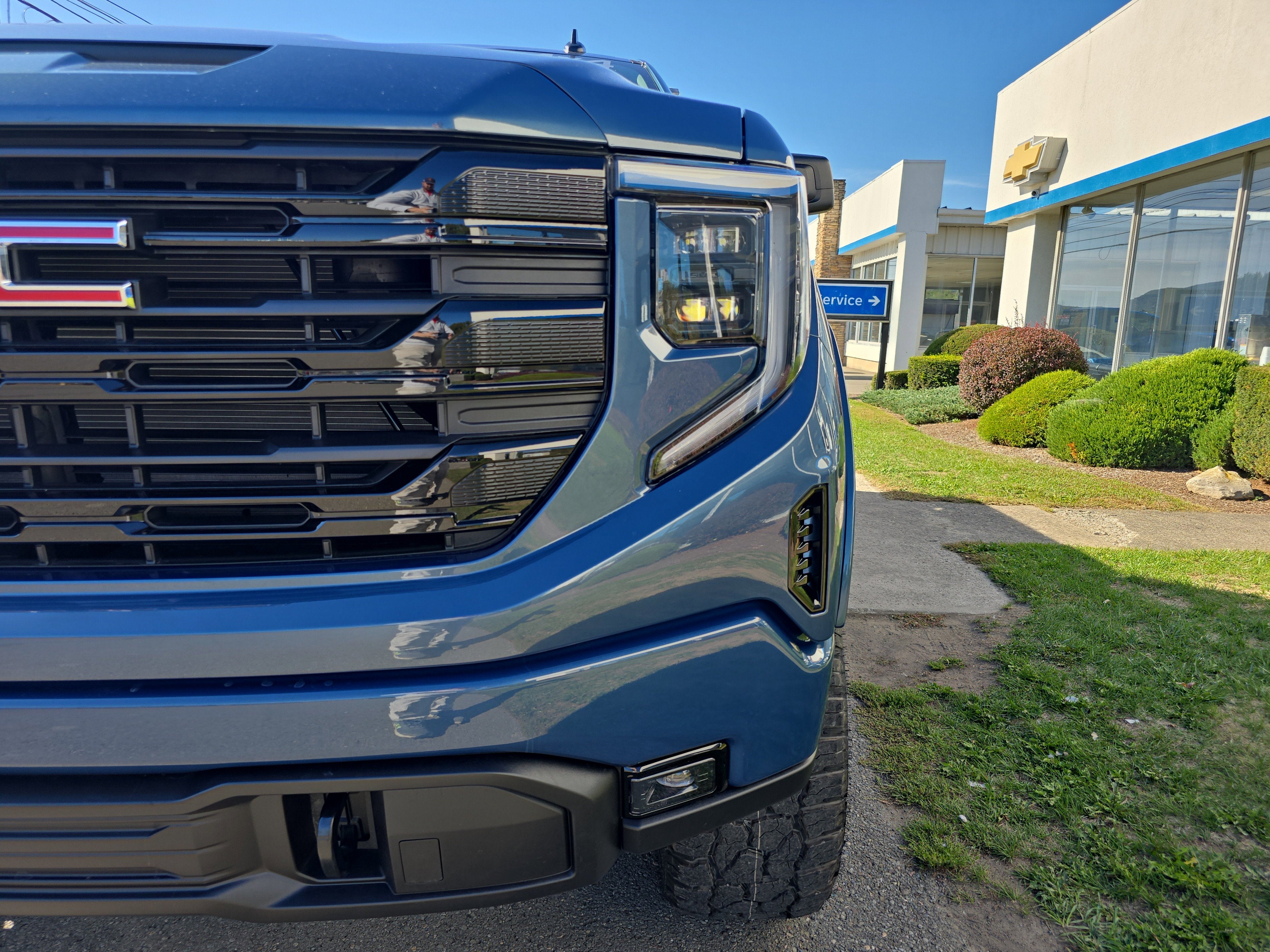2025 GMC Sierra 1500 Elevation