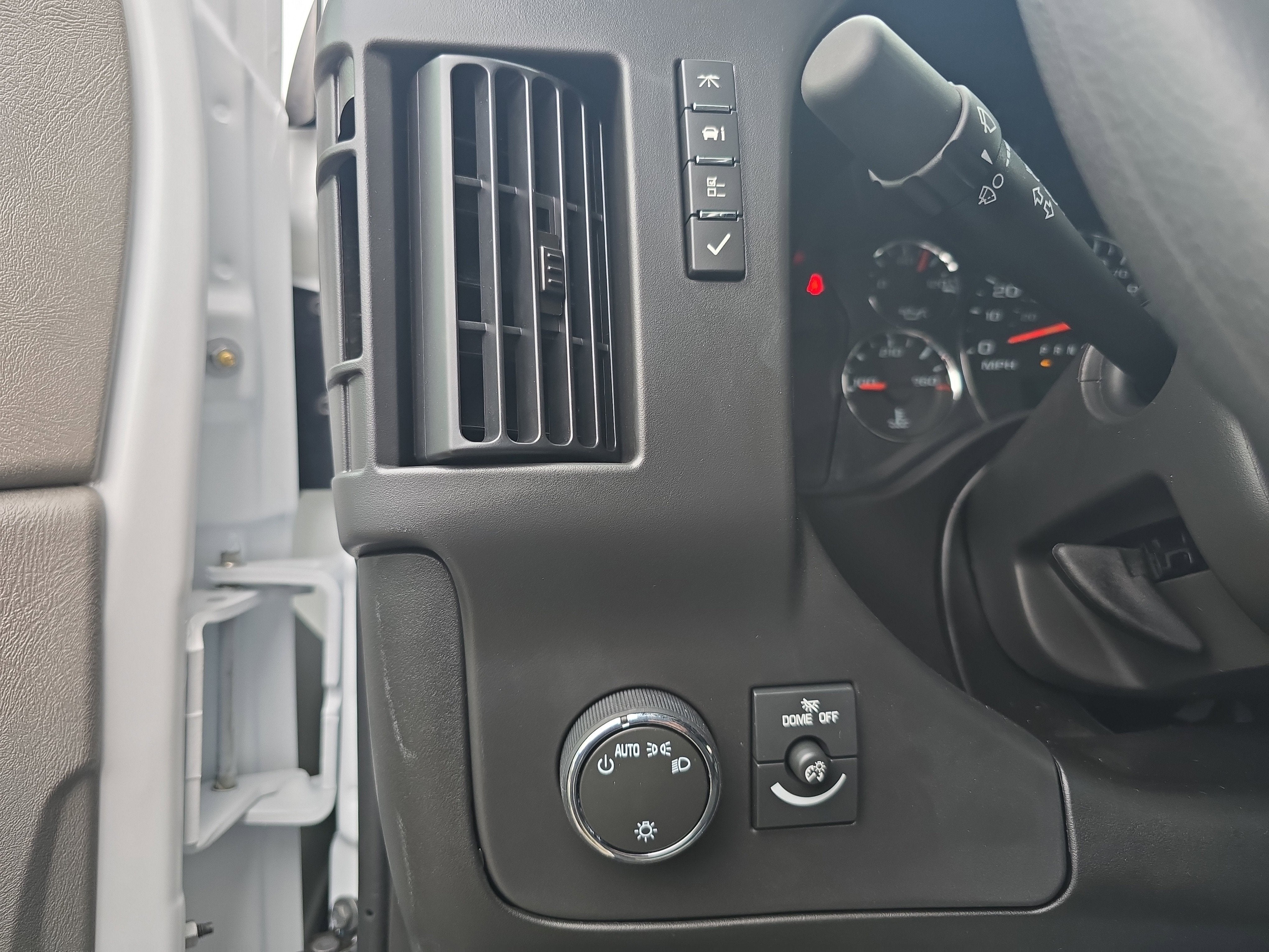 2025 GMC Savana Cargo 3500 Work Van