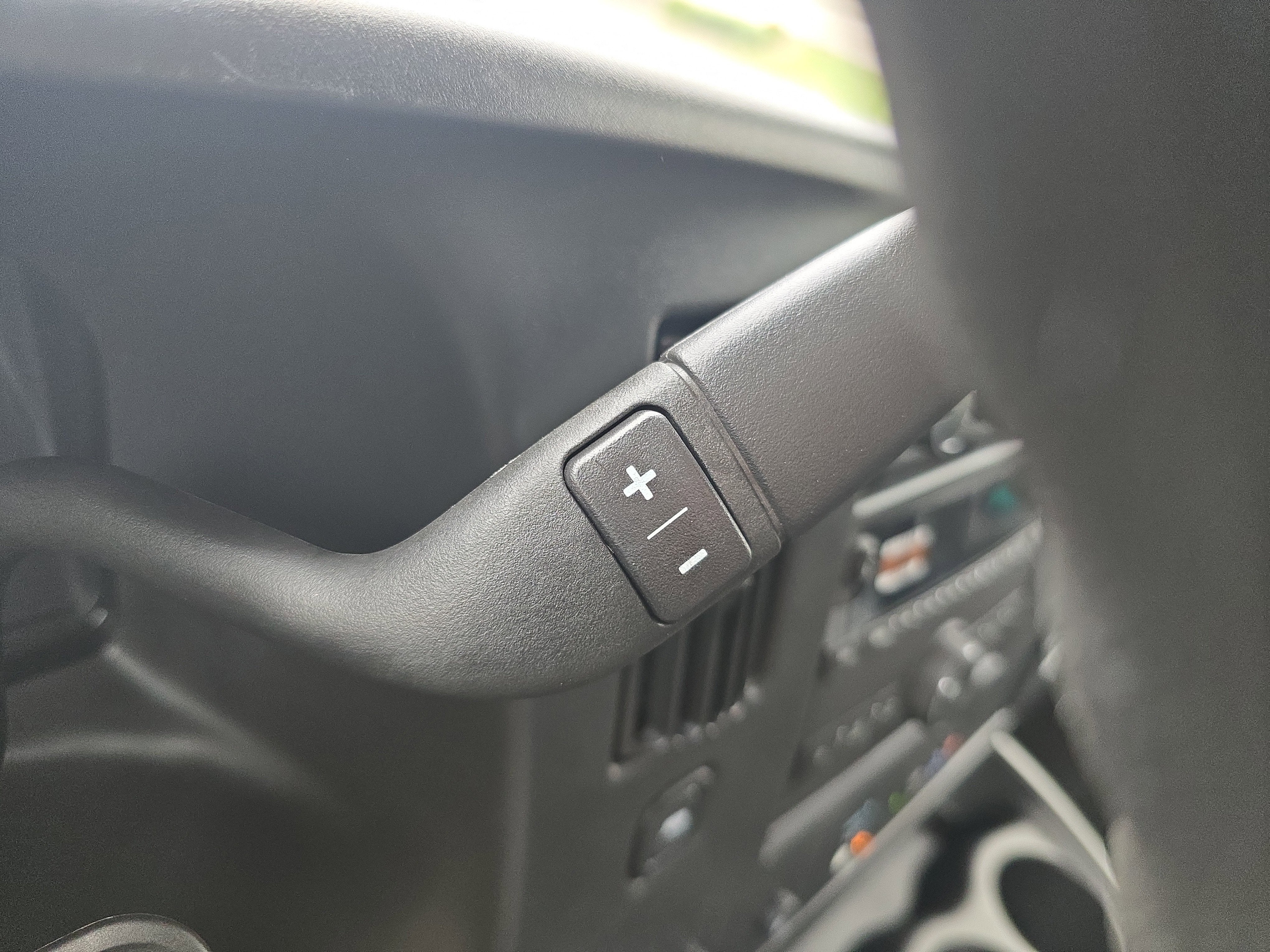 2025 GMC Savana Cargo 3500 Work Van