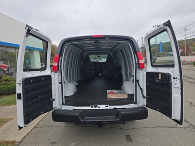2025 GMC Savana Cargo 3500 Work Van
