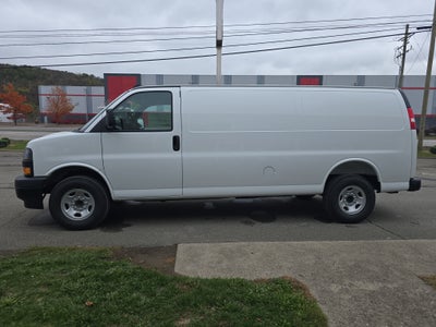 2025 GMC Savana Cargo 3500 Work Van