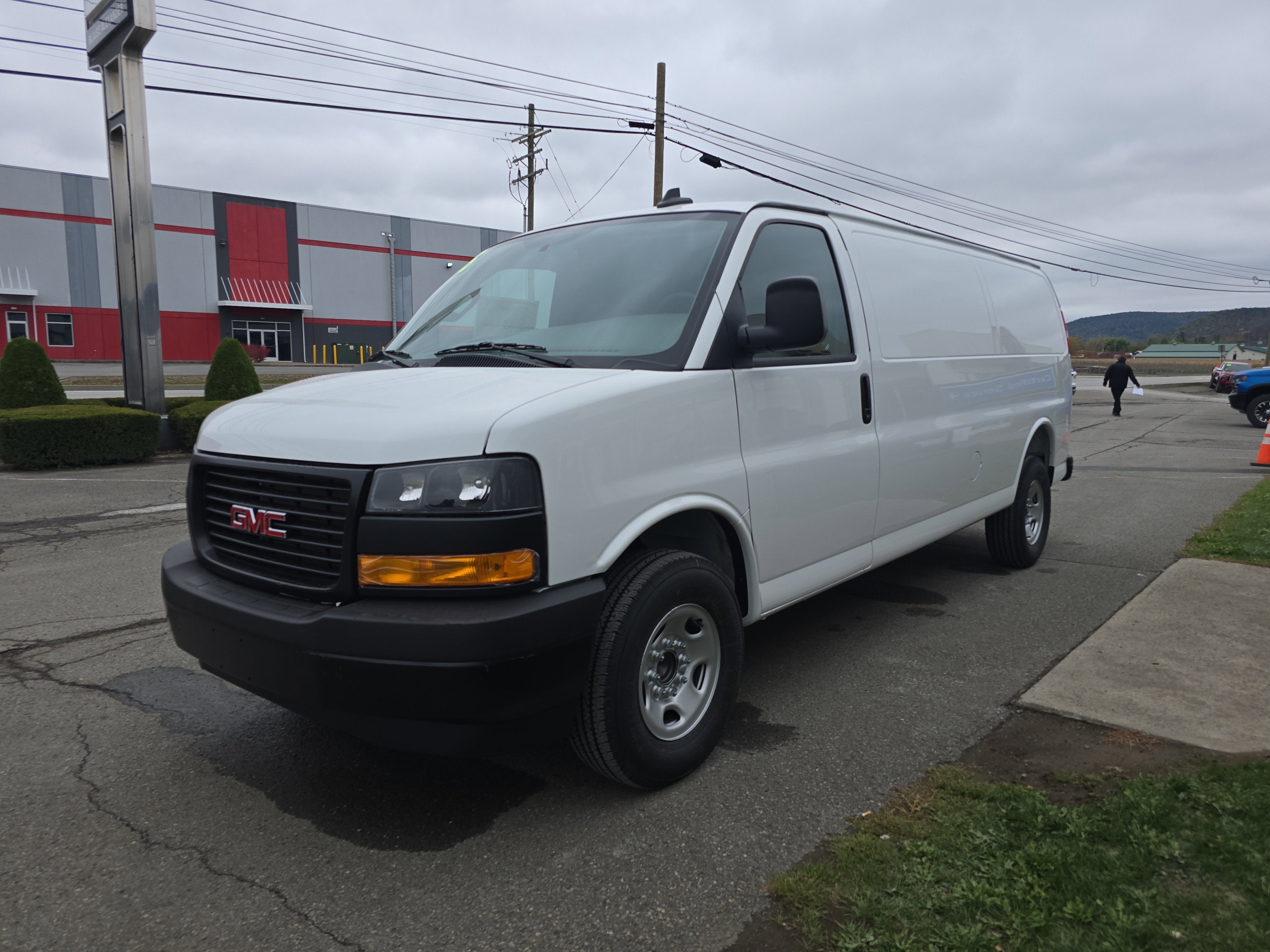 2025 GMC Savana Cargo 3500 Work Van