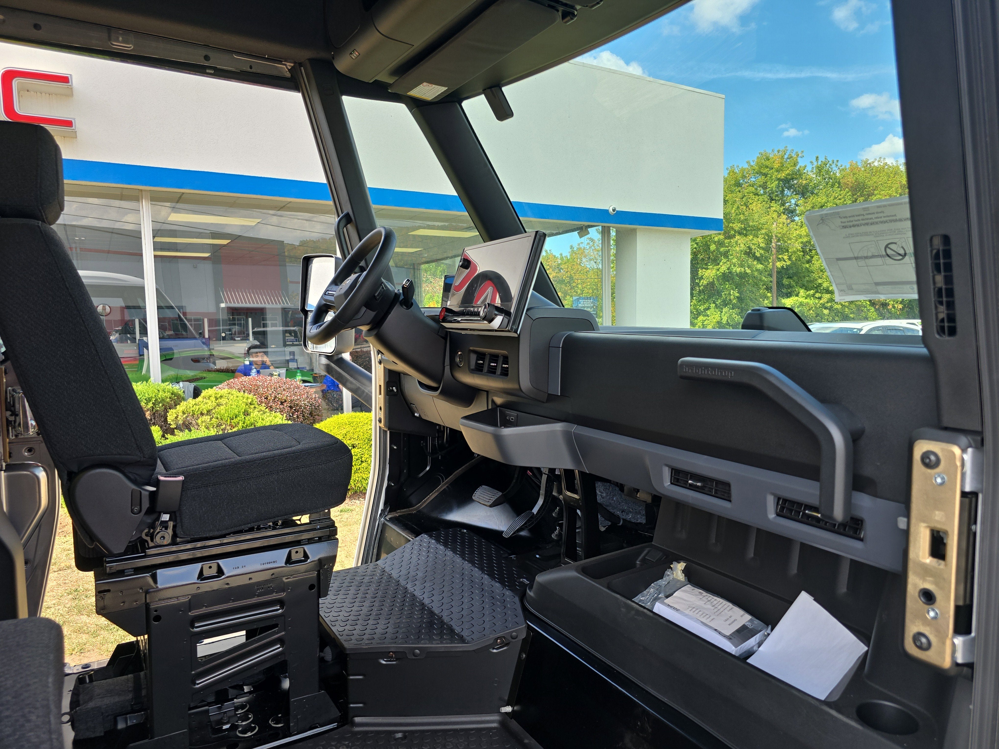 2025 Chevrolet BrightDrop 400 AWD 400