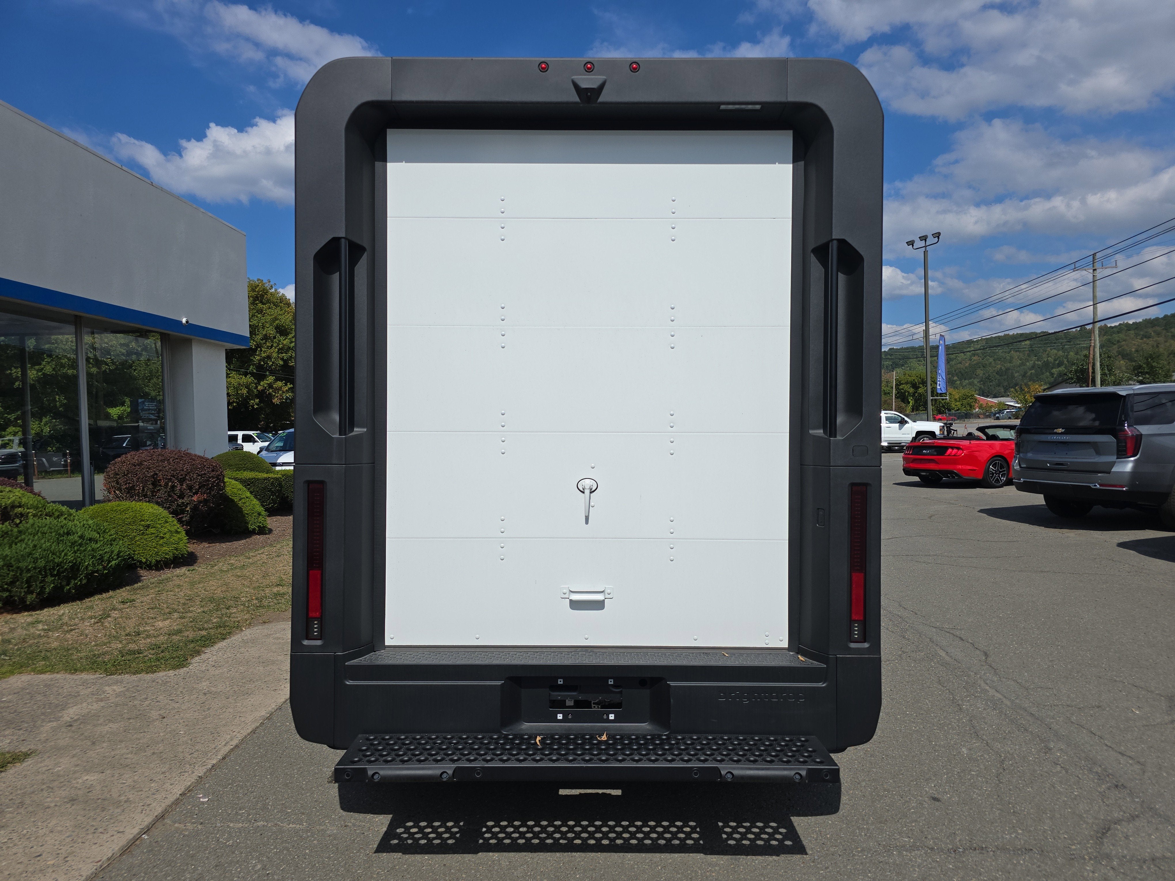 2025 Chevrolet BrightDrop 400 AWD 400