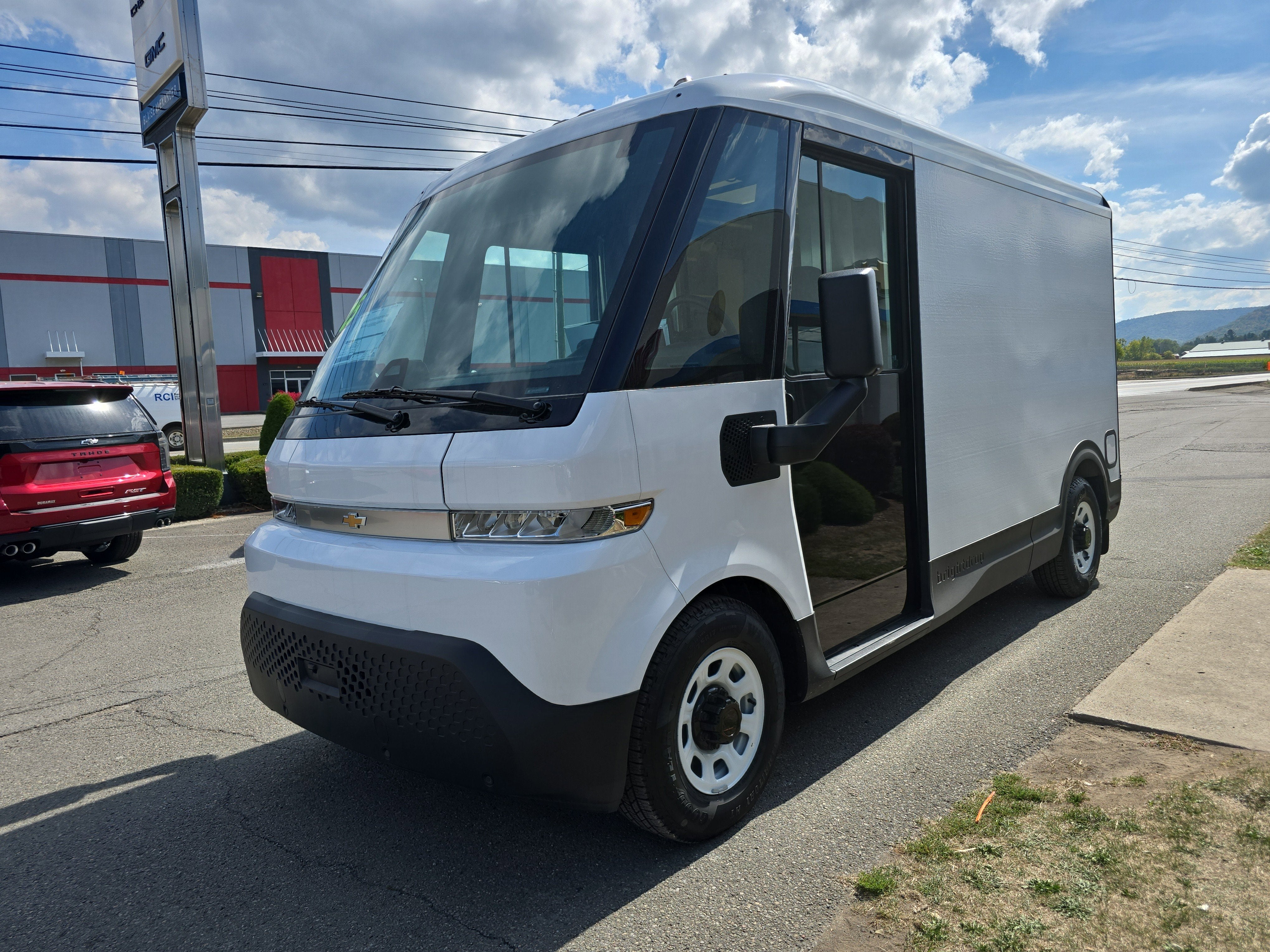 2025 Chevrolet BrightDrop 400 AWD 400