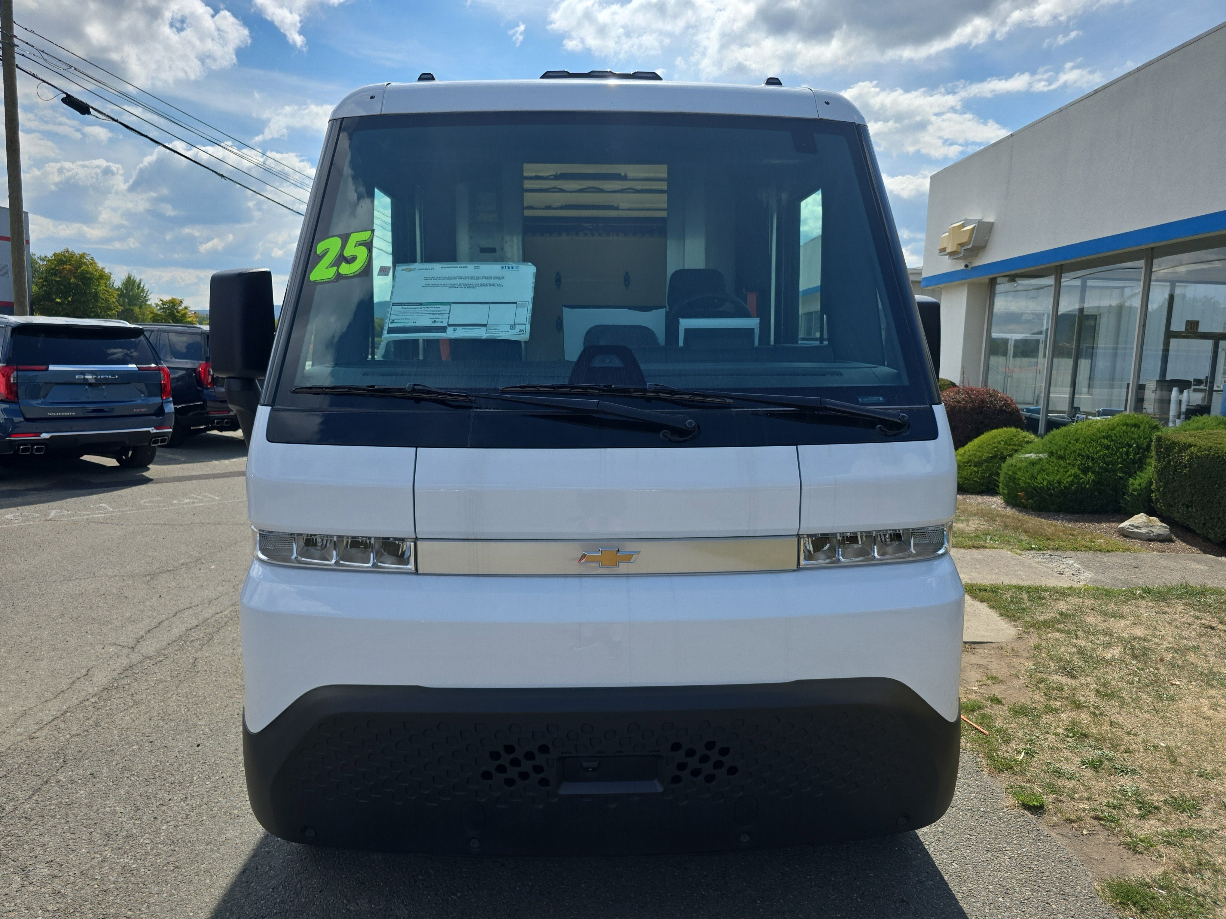 2025 Chevrolet BrightDrop 400 AWD 400