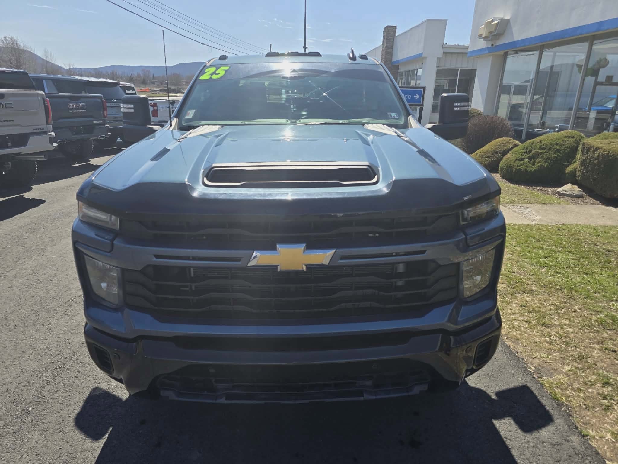 2025 Chevrolet Silverado 2500 HD Custom