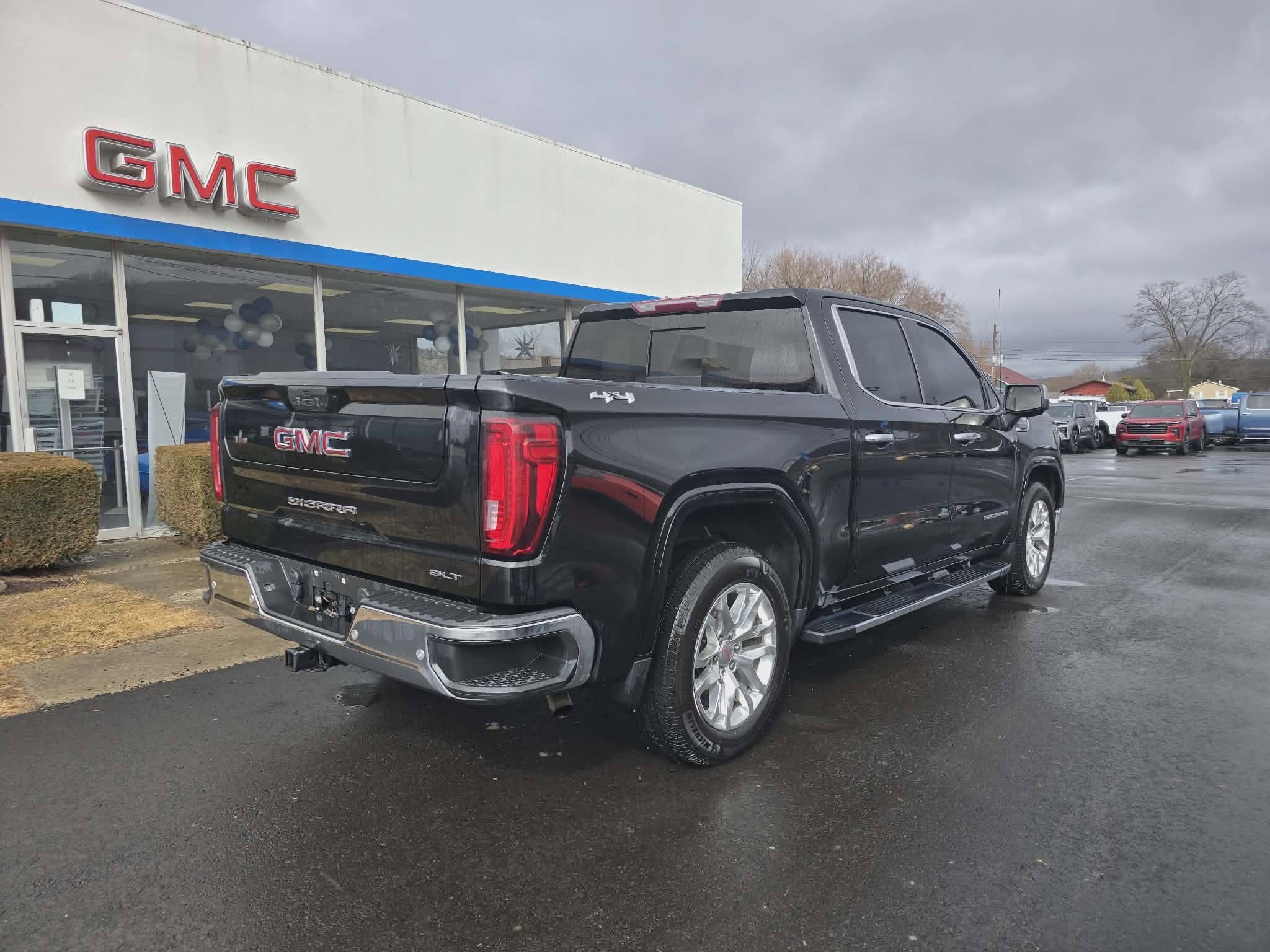 2020 GMC Sierra 1500 SLT