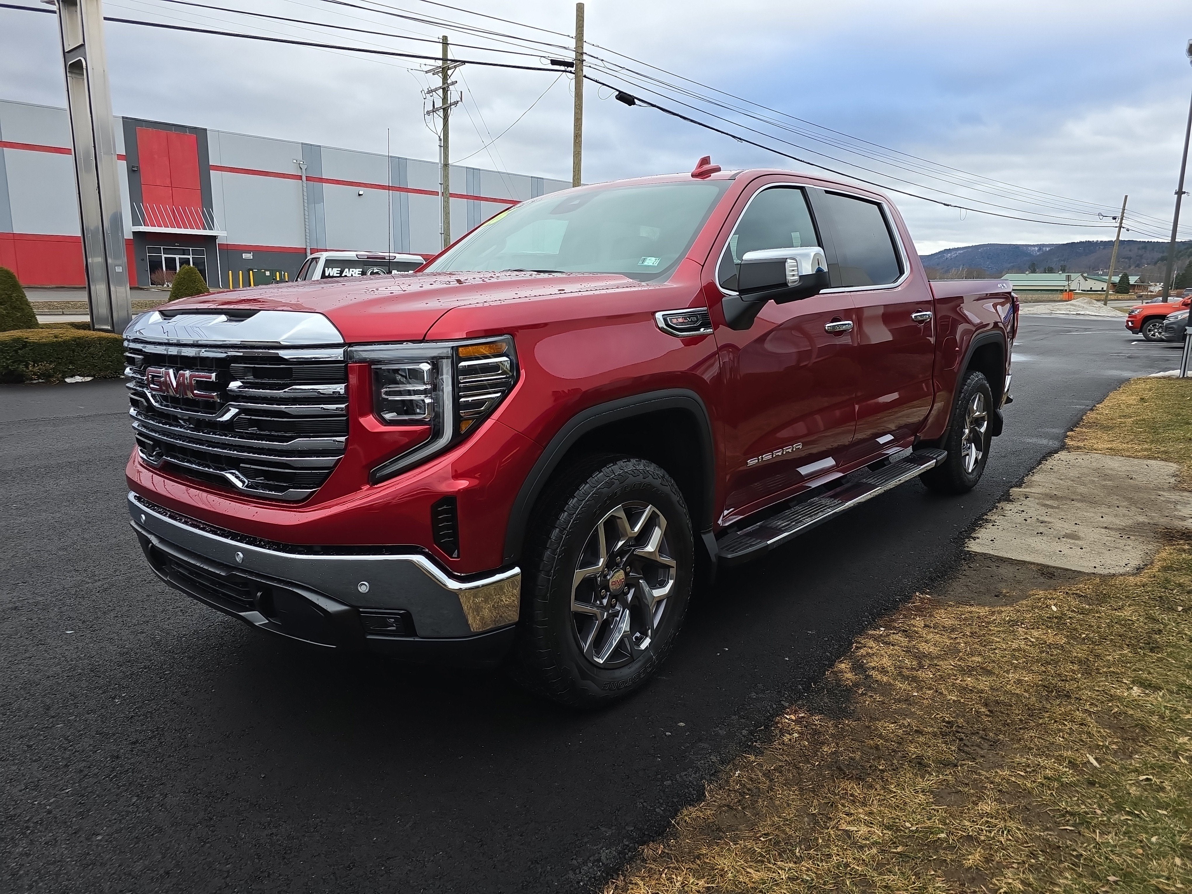 2026 GMC Sierra 1500 SLT
