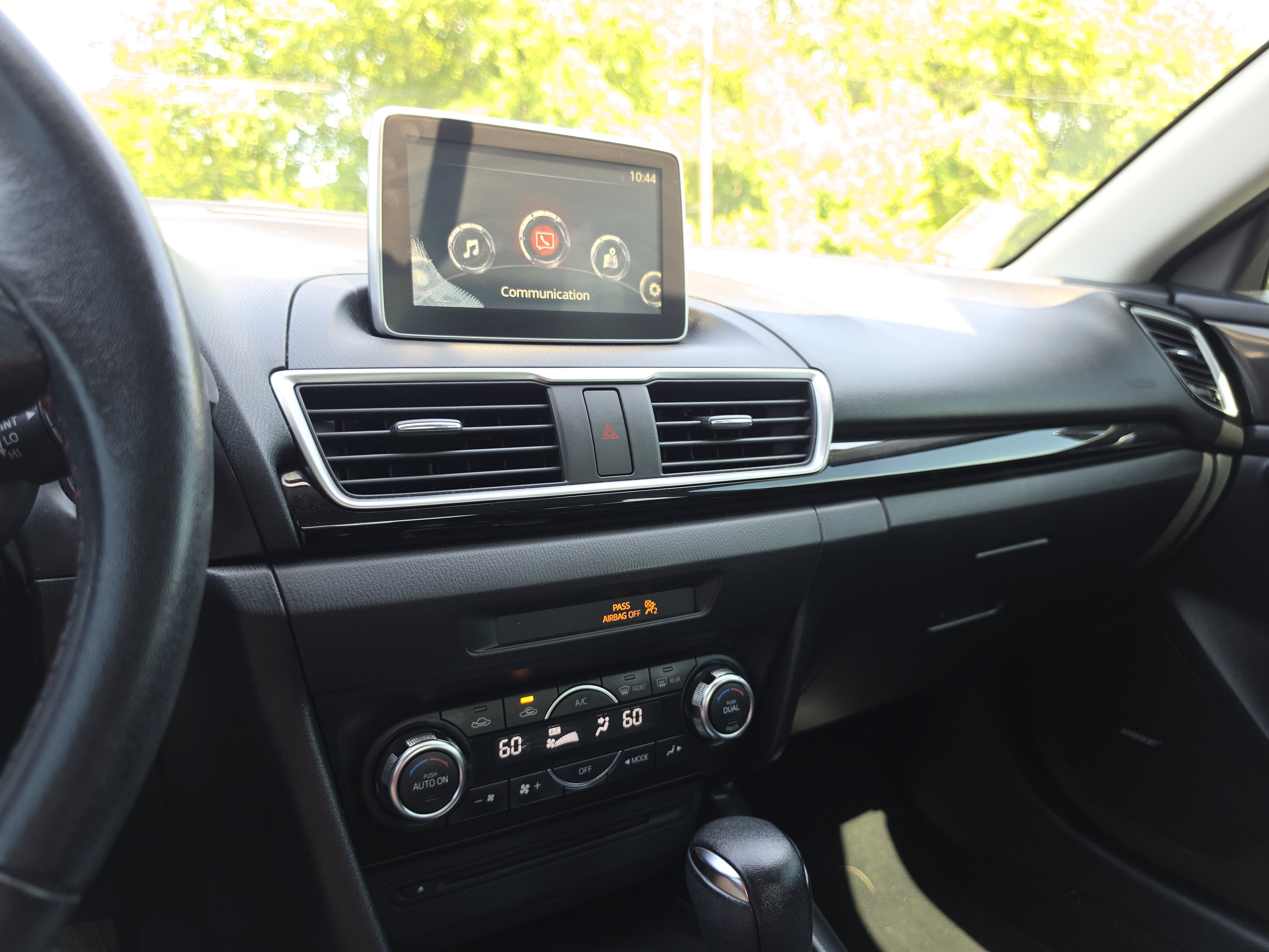 2015 Mazda Mazda3 i Touring