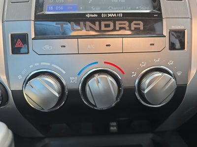 2017 Toyota Tundra 4WD SR5