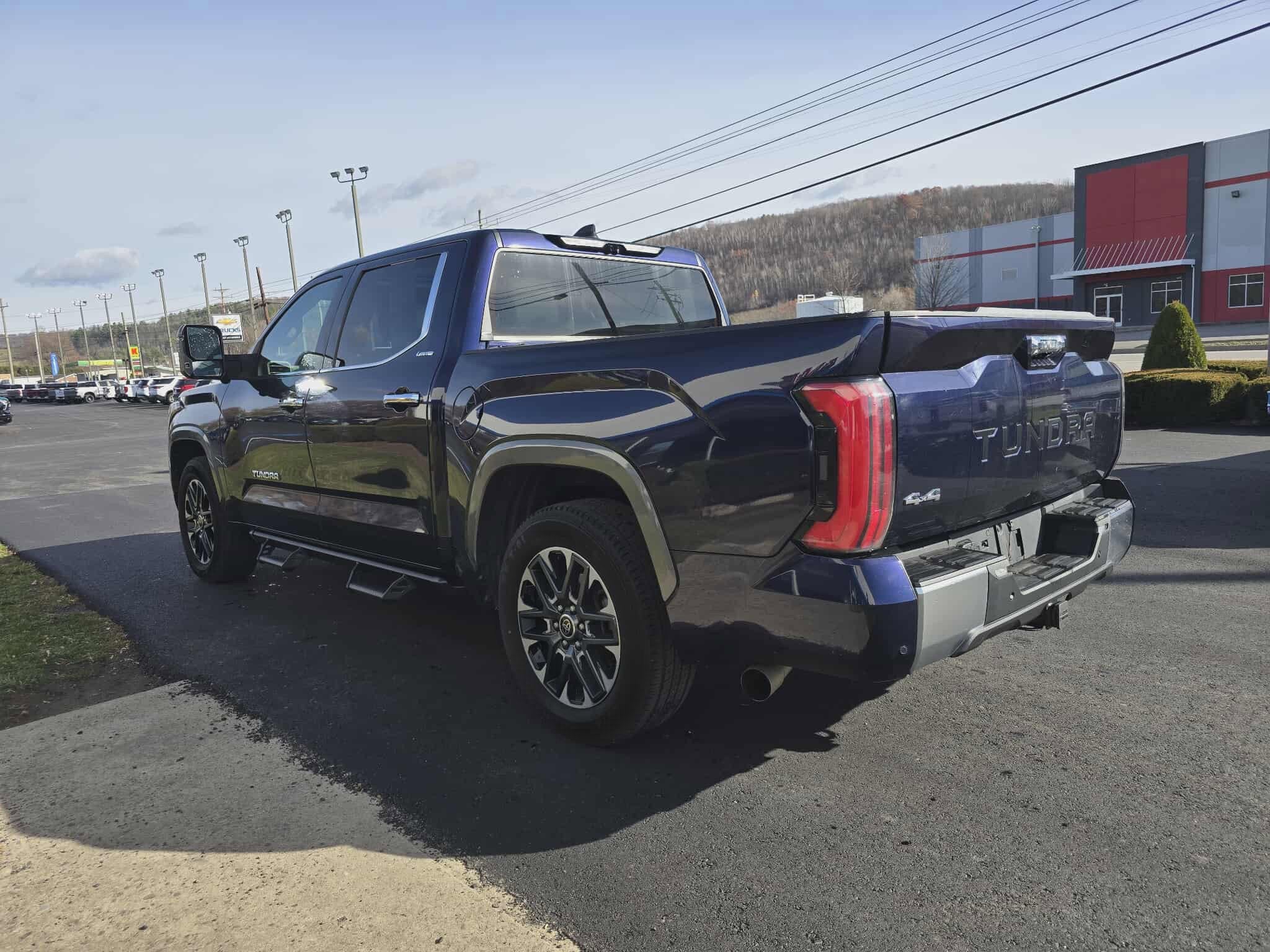 2022 Toyota Tundra 4WD Limited