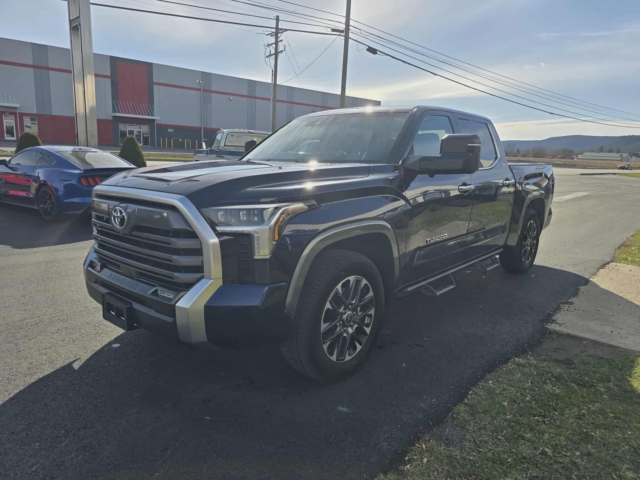 2022 Toyota Tundra 4WD Limited