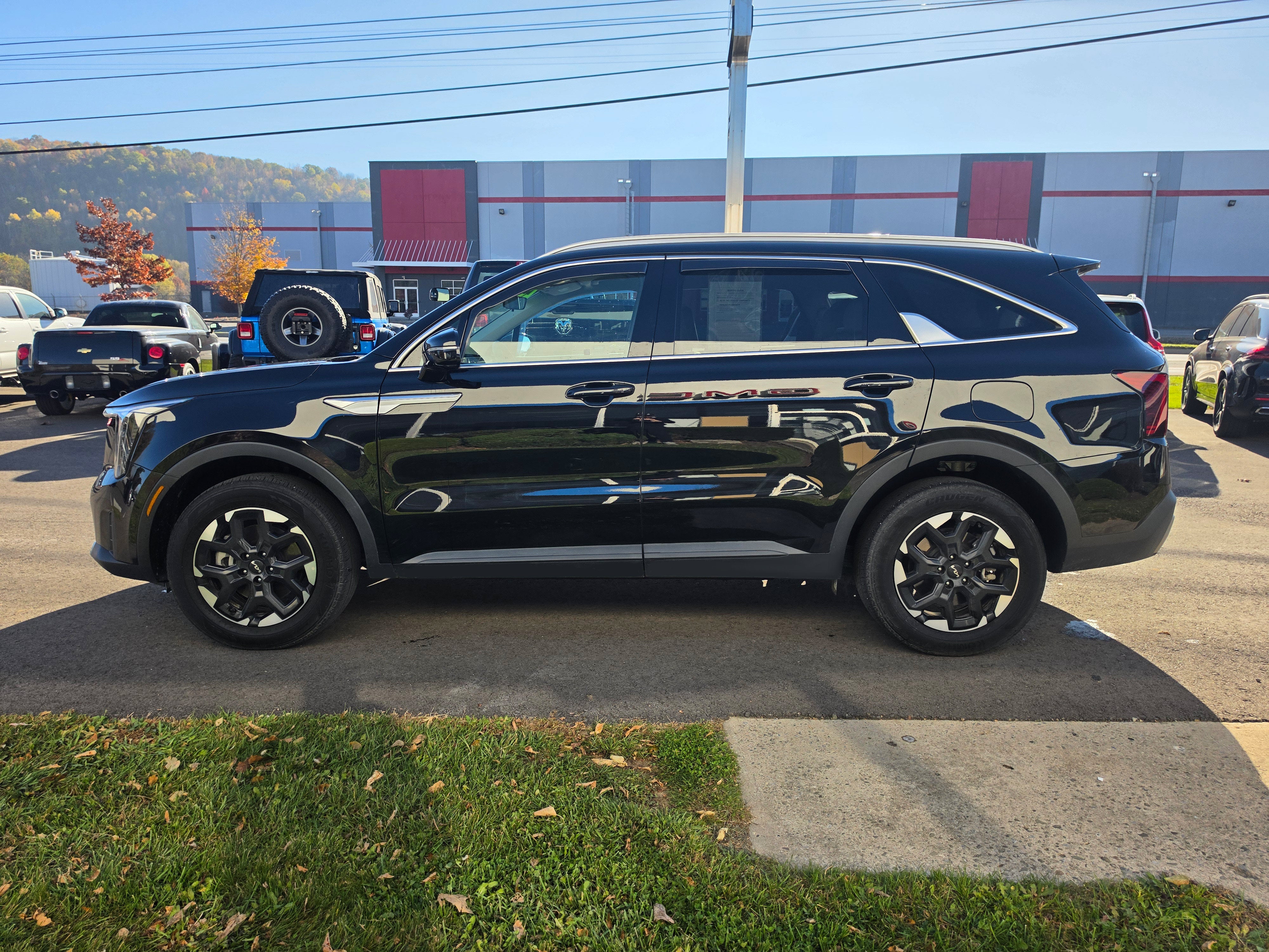 2025 Kia Sorento S