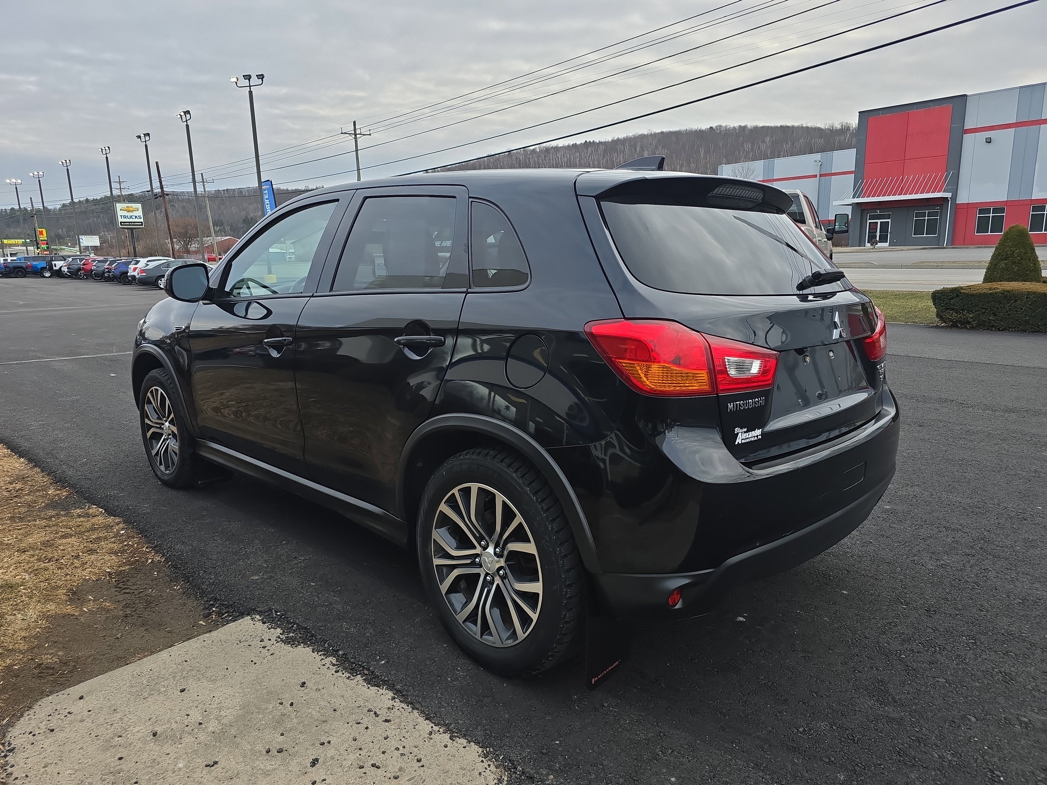2017 Mitsubishi Outlander Sport SE 2.4