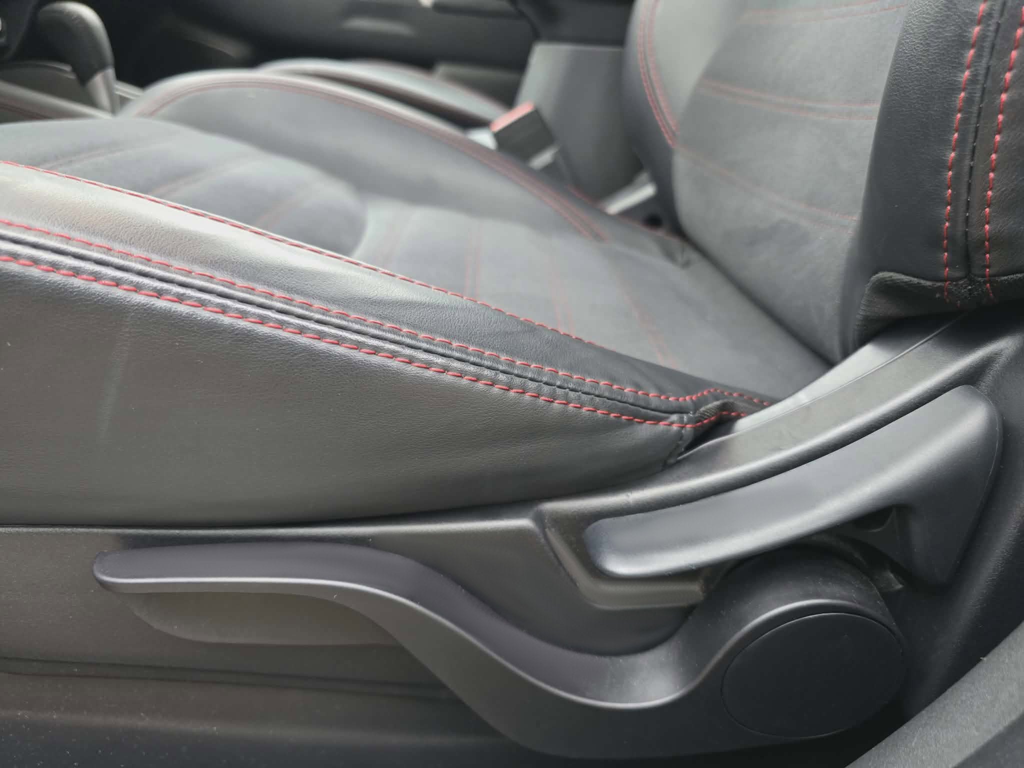 2025 Mitsubishi Outlander Sport S