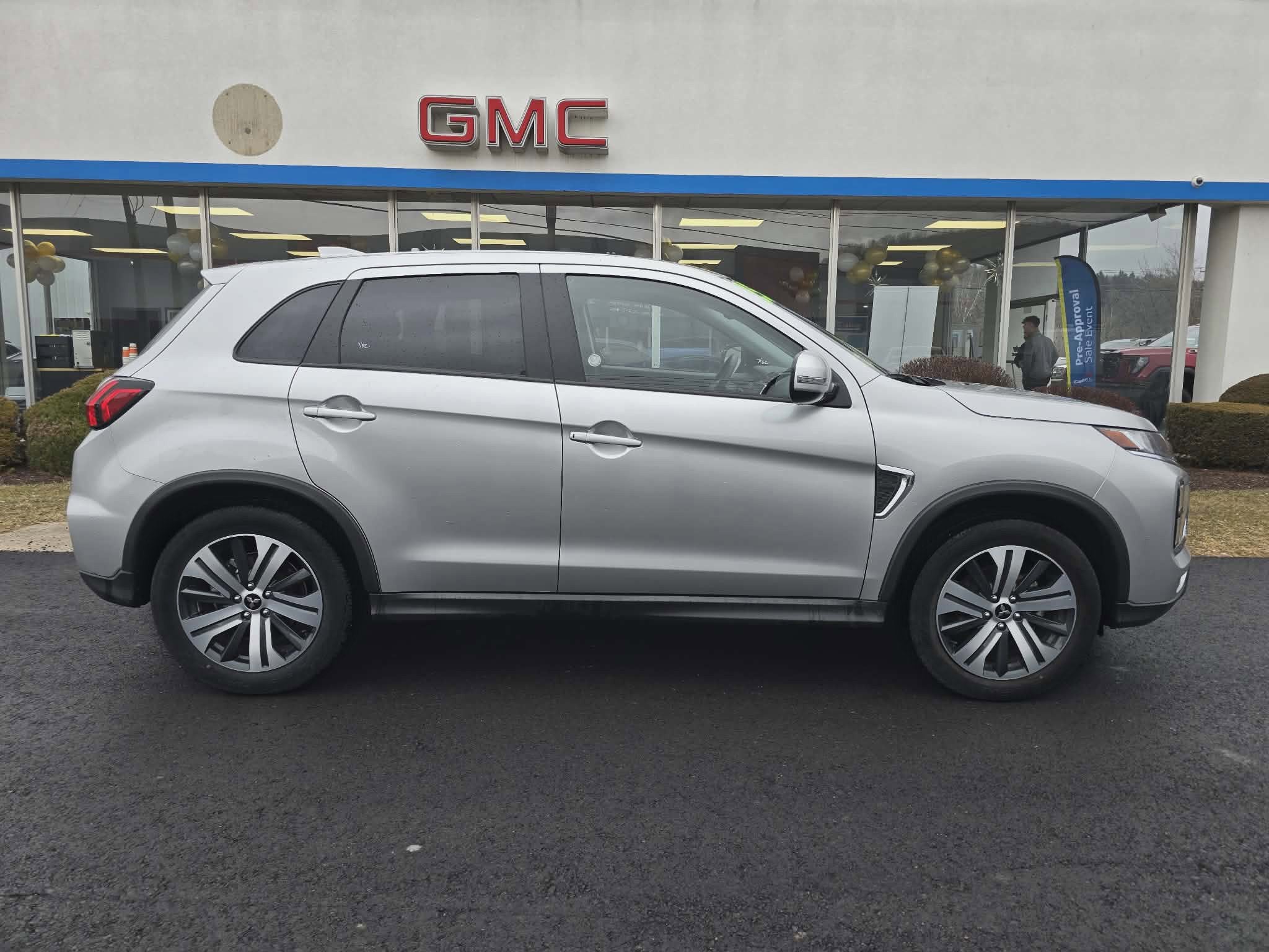 2025 Mitsubishi Outlander Sport S