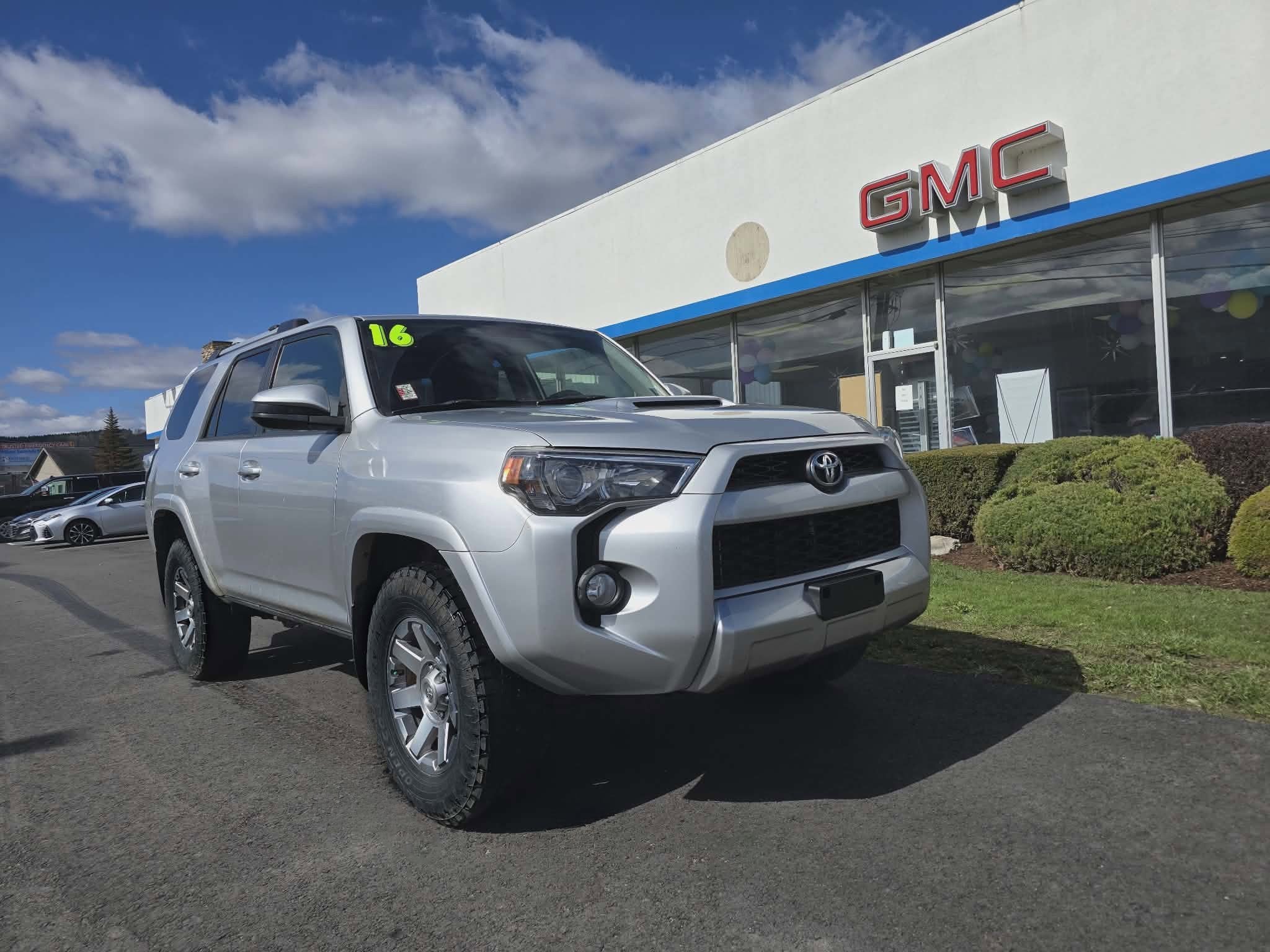 2016 Toyota 4Runner Trail 4x4 V6's photo