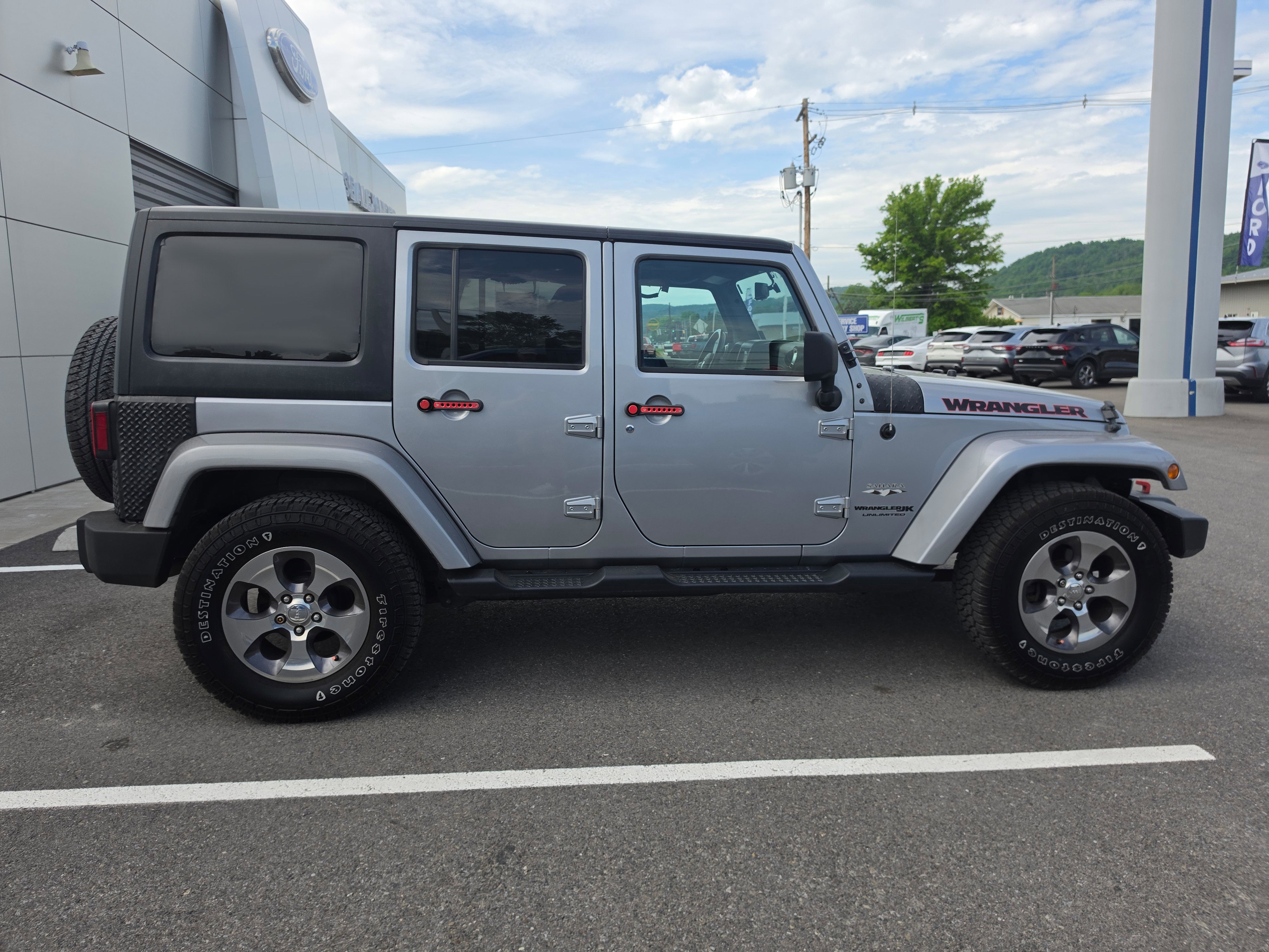 2018 Jeep Wrangler JK Unlimited Sahara