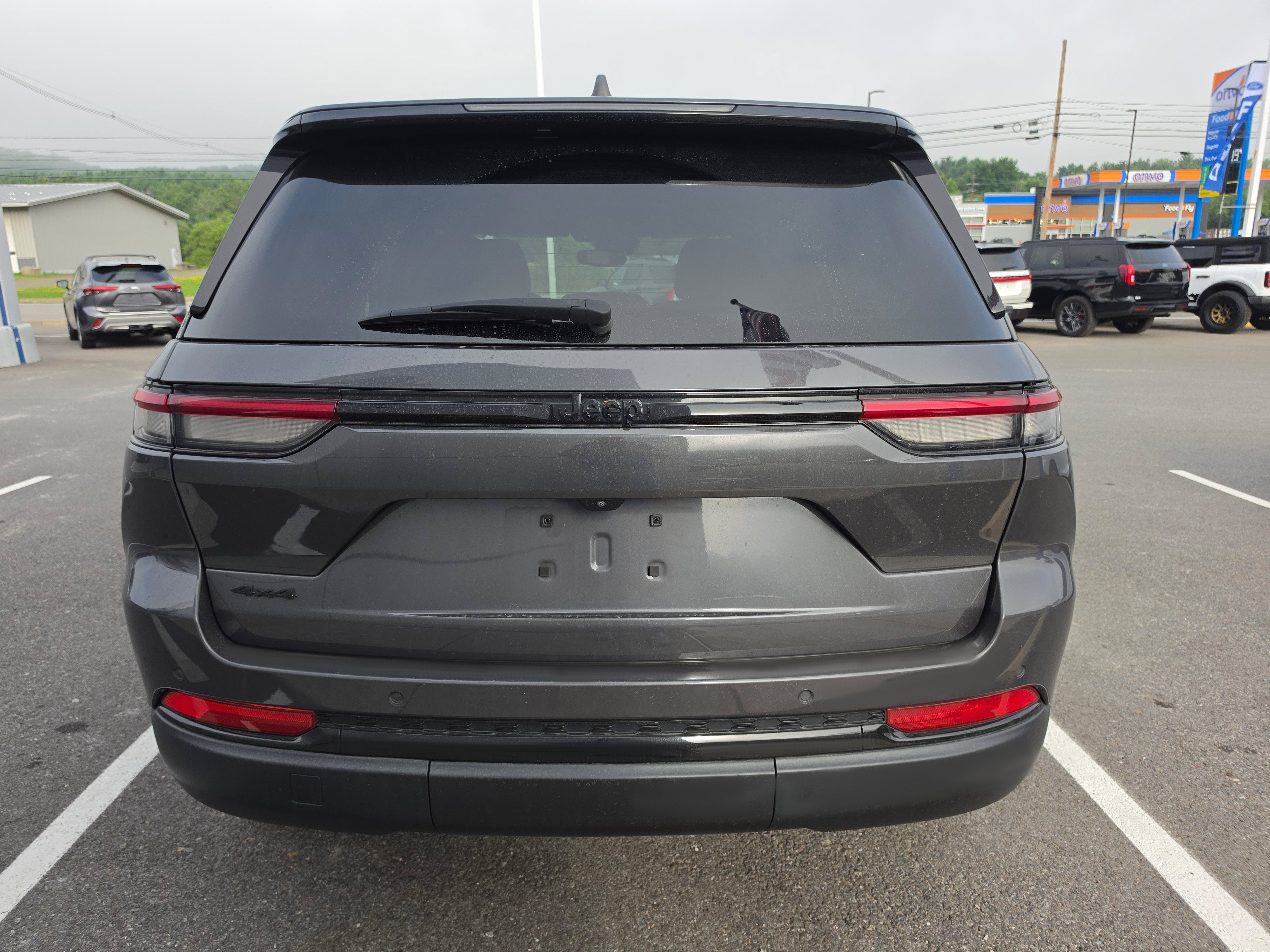 2023 Jeep Grand Cherokee Altitude