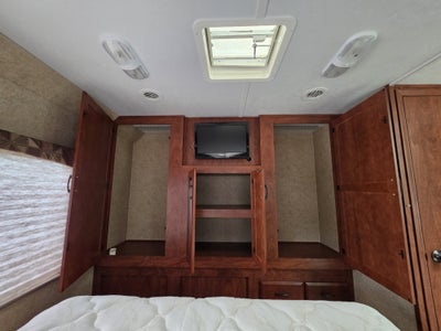 2012 Ford Econoline Commercial Cutaway Base