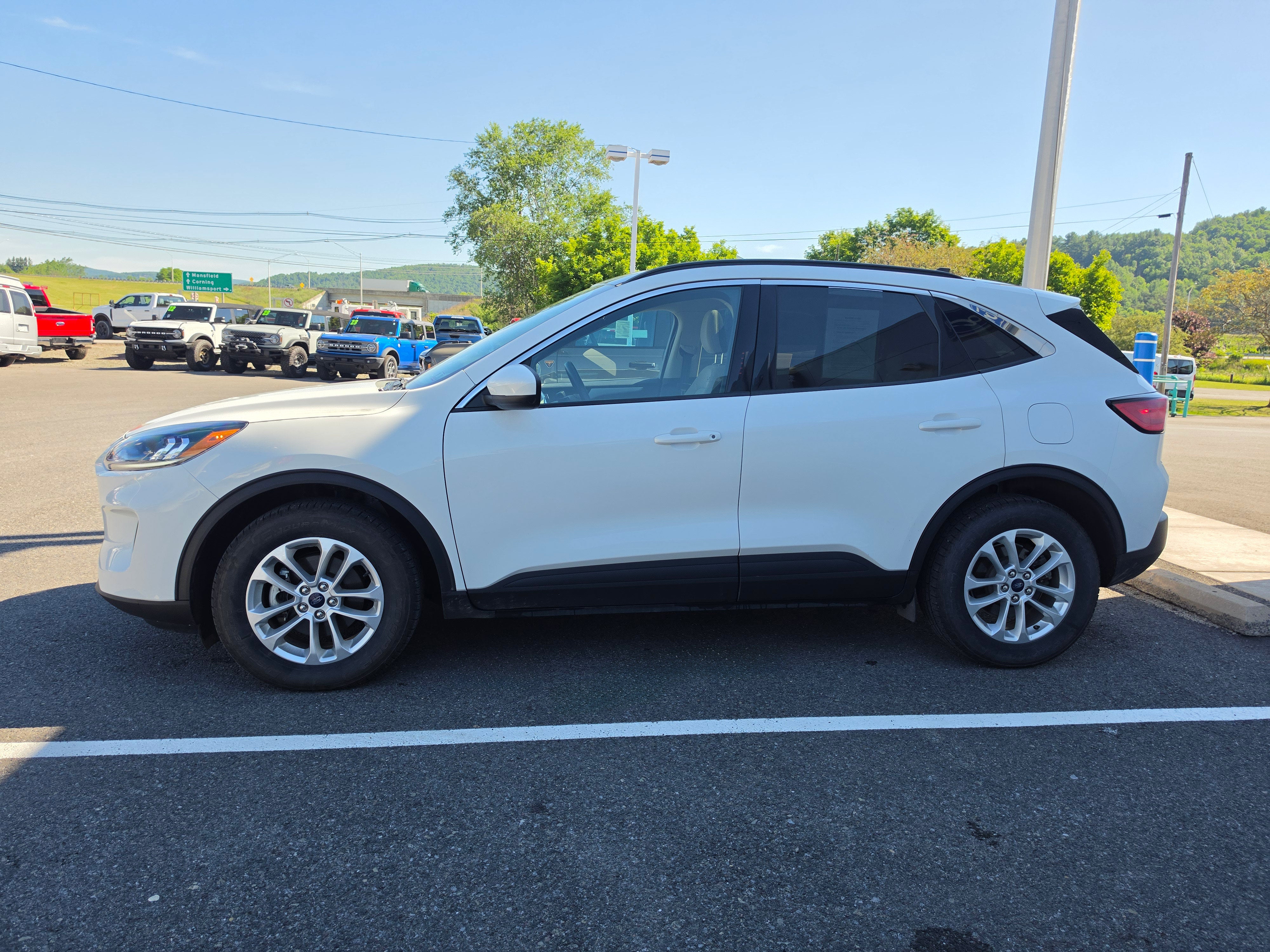 2020 Ford Escape SE