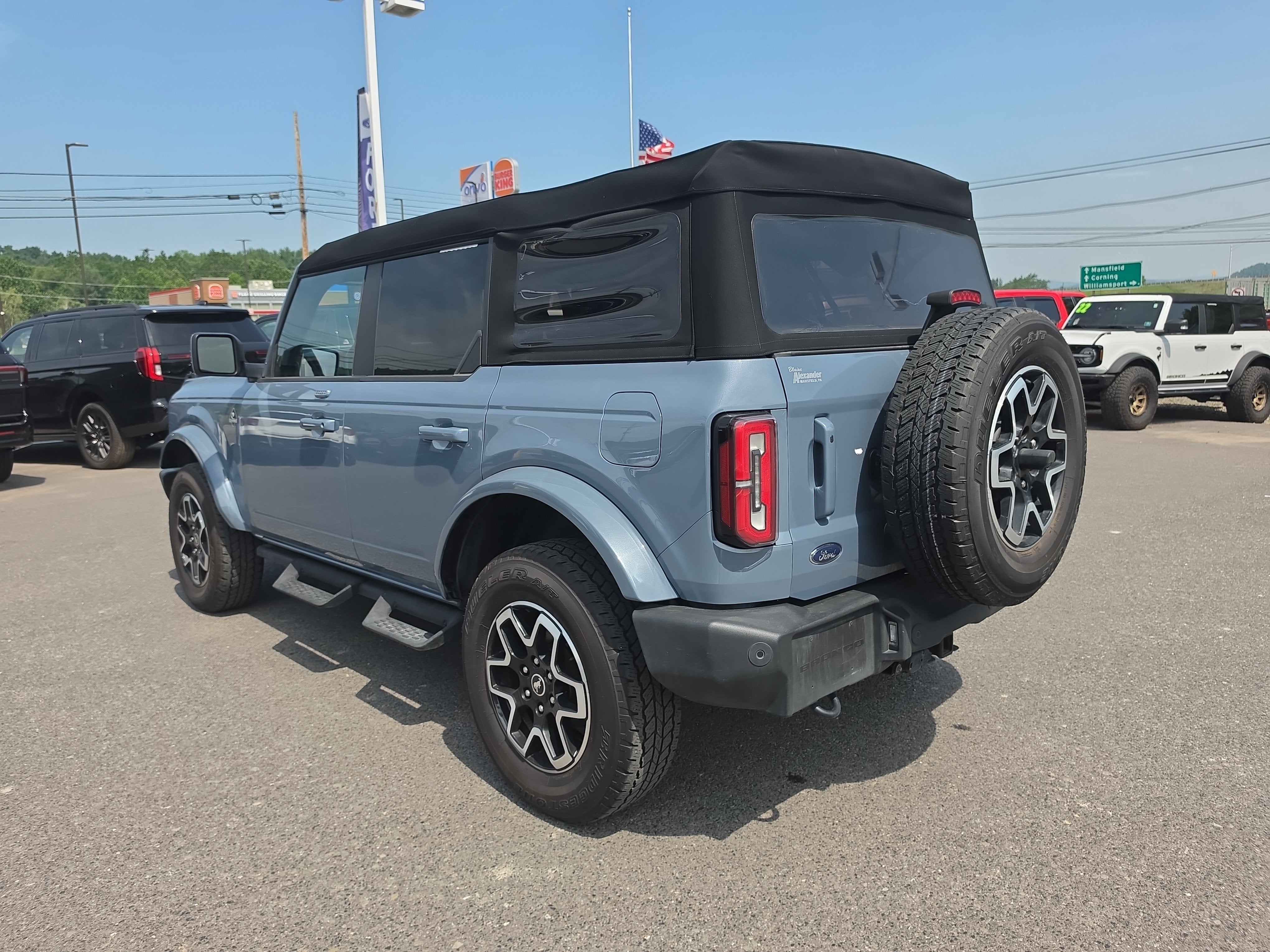 2023 Ford Bronco Outer Banks