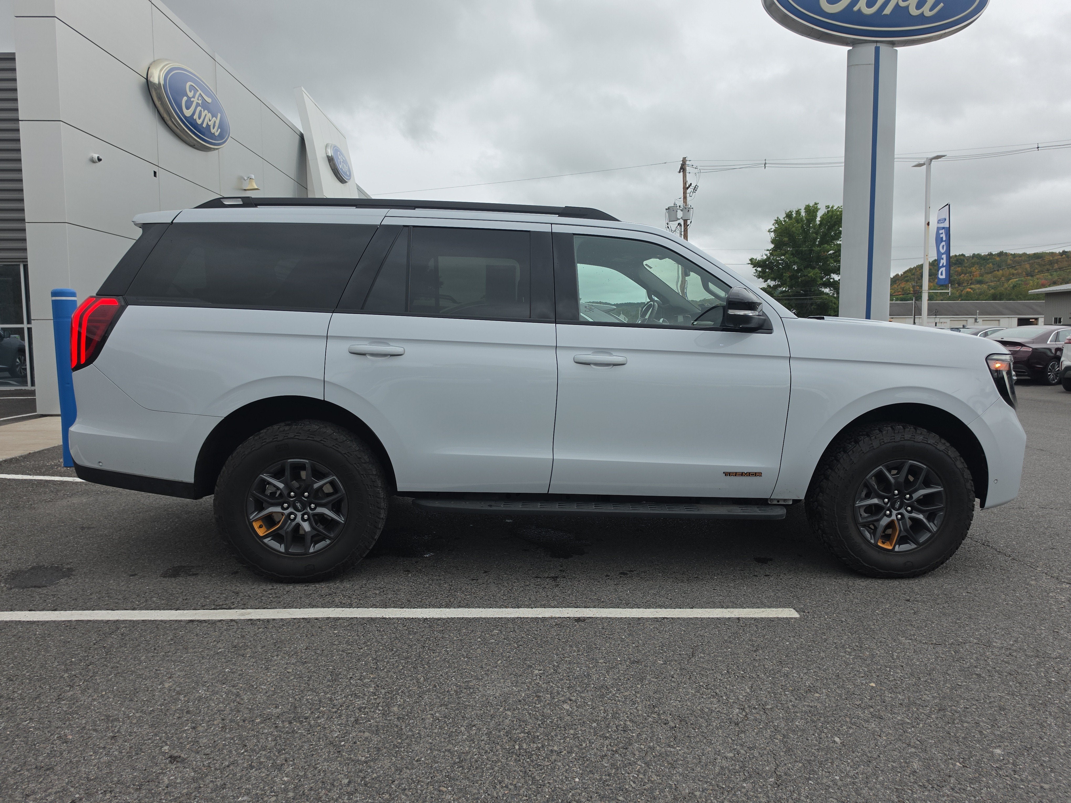 2025 Ford Expedition Tremor