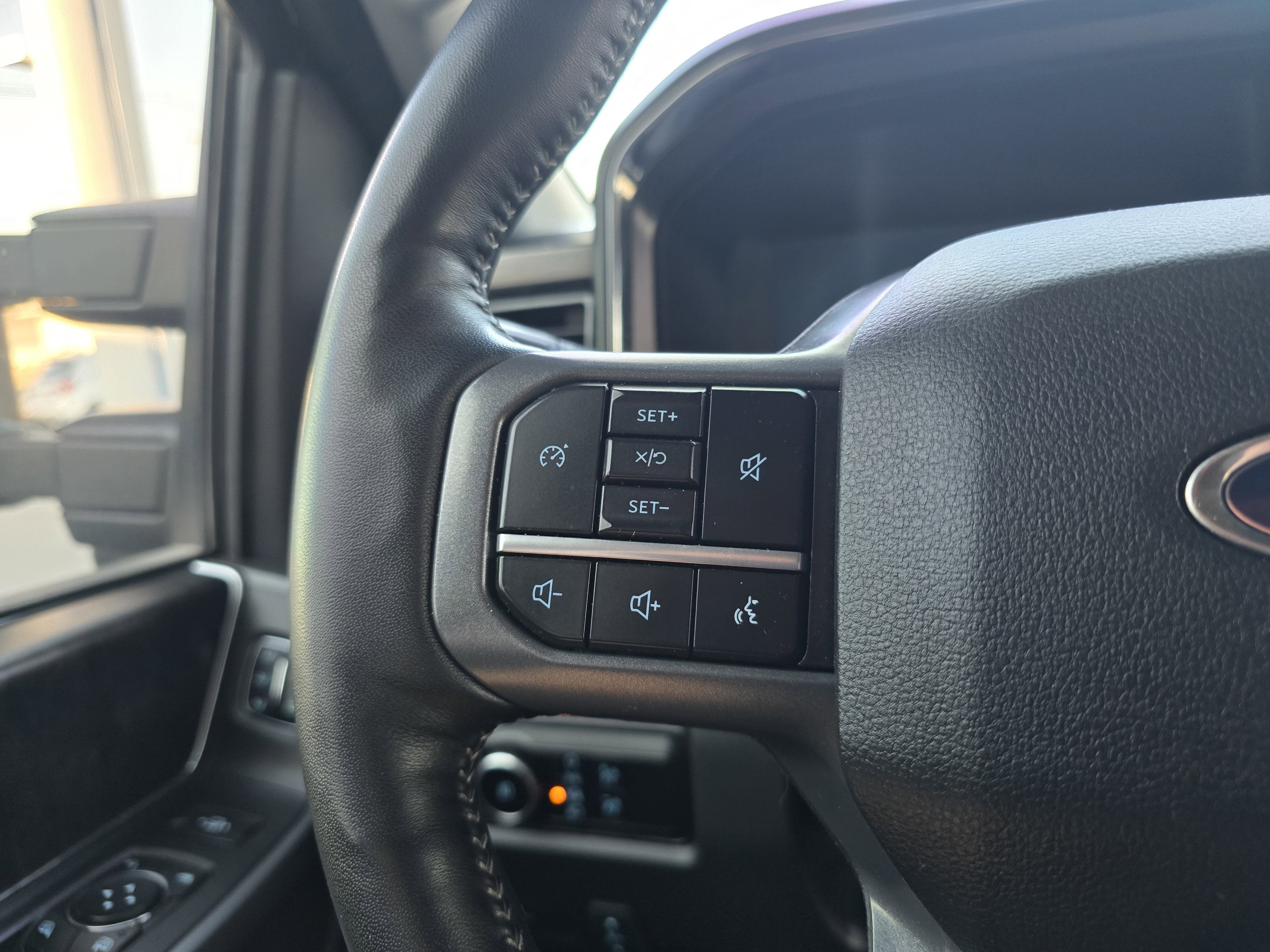 2024 Ford Super Duty F-250 SRW LARIAT