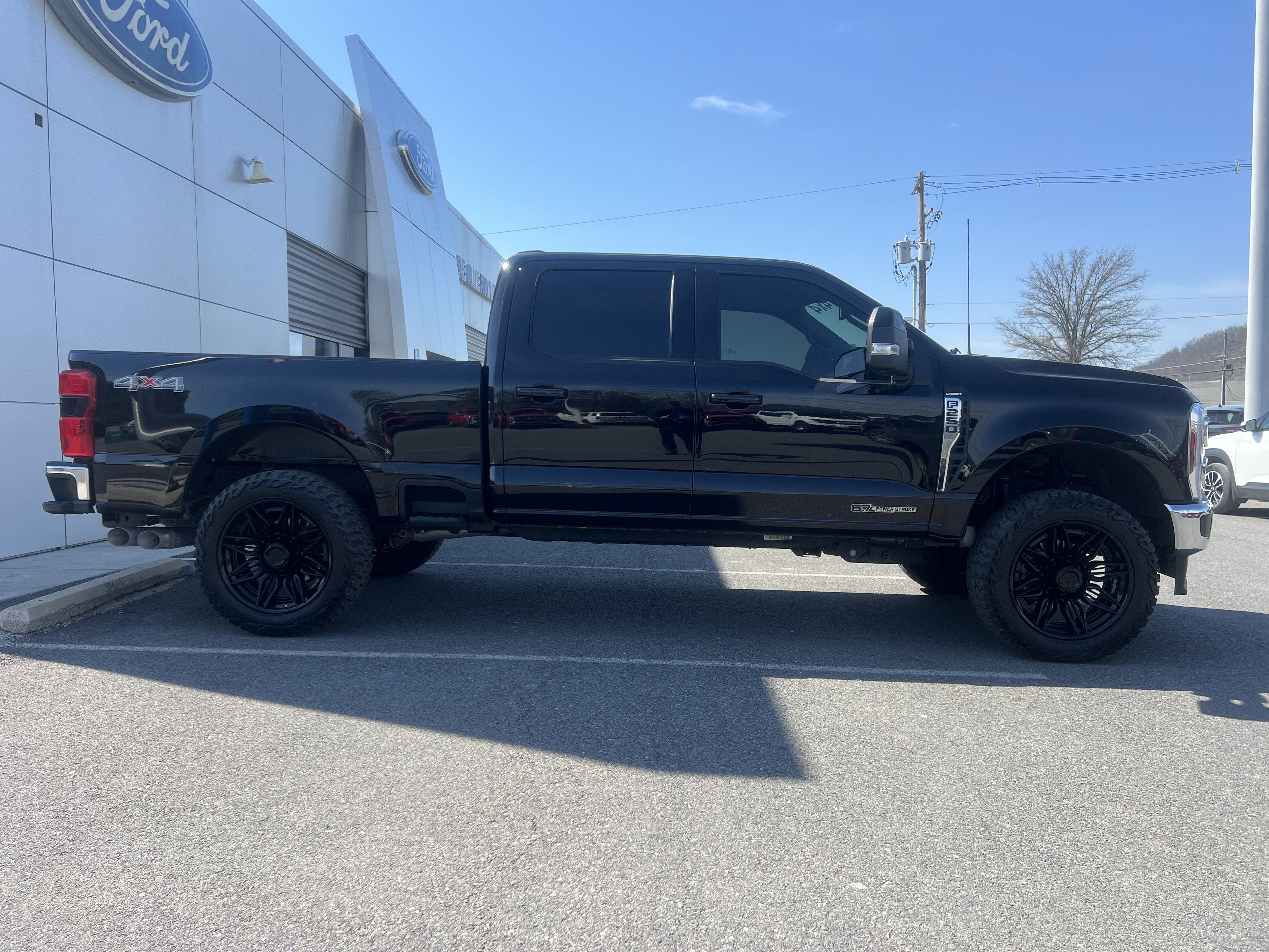 2024 Ford Super Duty F-250 SRW LARIAT