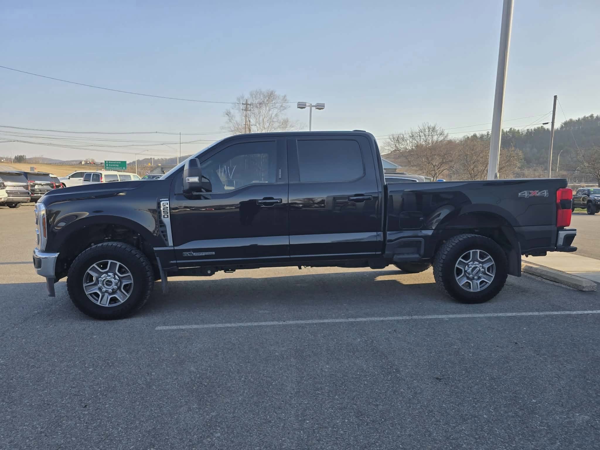 2024 Ford Super Duty F-250 SRW LARIAT