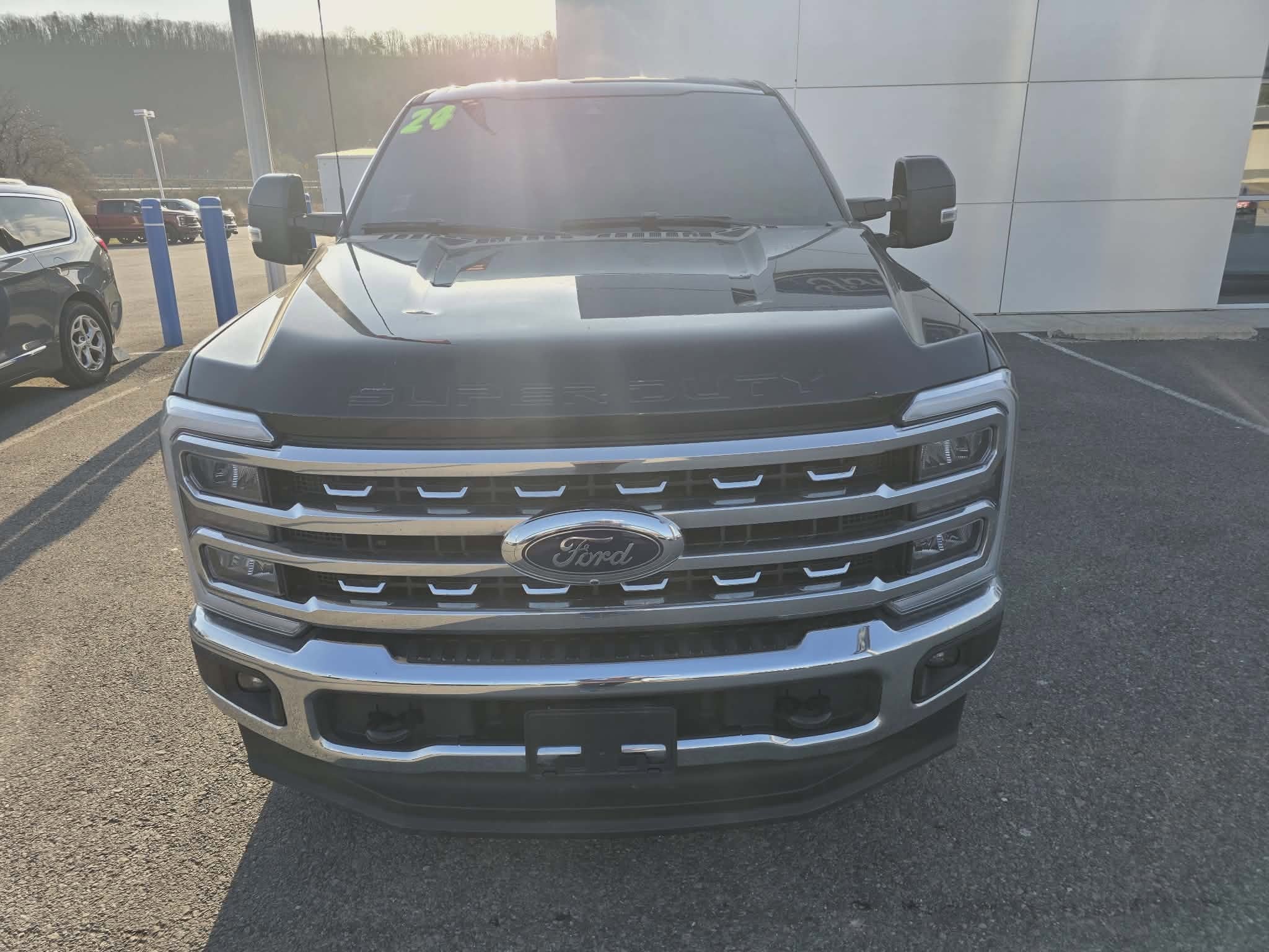 2024 Ford Super Duty F-250 SRW LARIAT