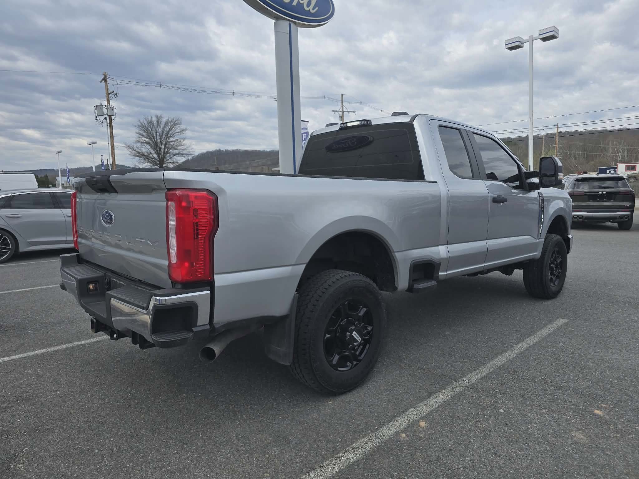 2024 Ford Super Duty F-250 SRW XL