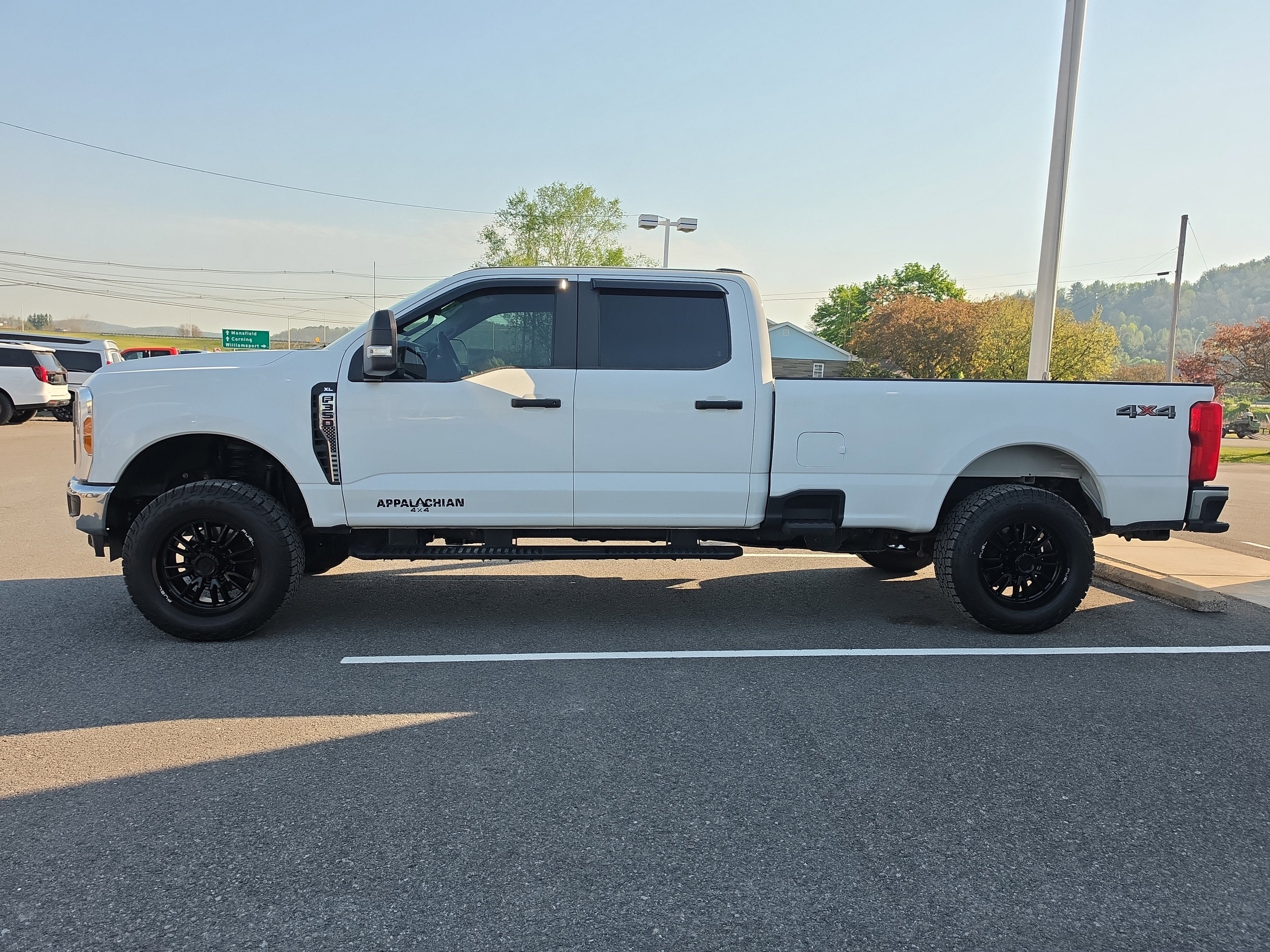 2023 Ford Super Duty F-350 SRW XL