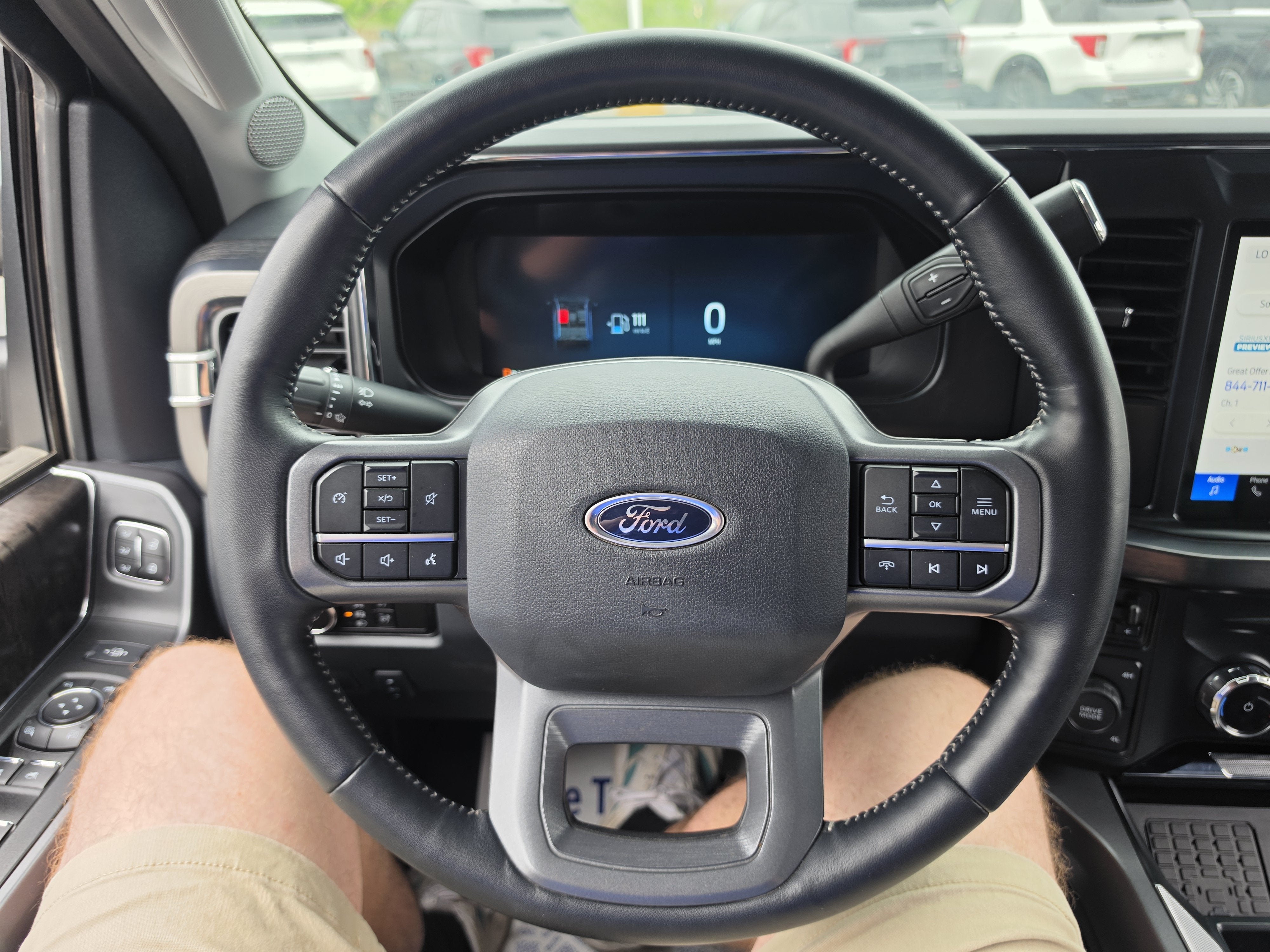 2023 Ford Super Duty F-350 SRW LARIAT