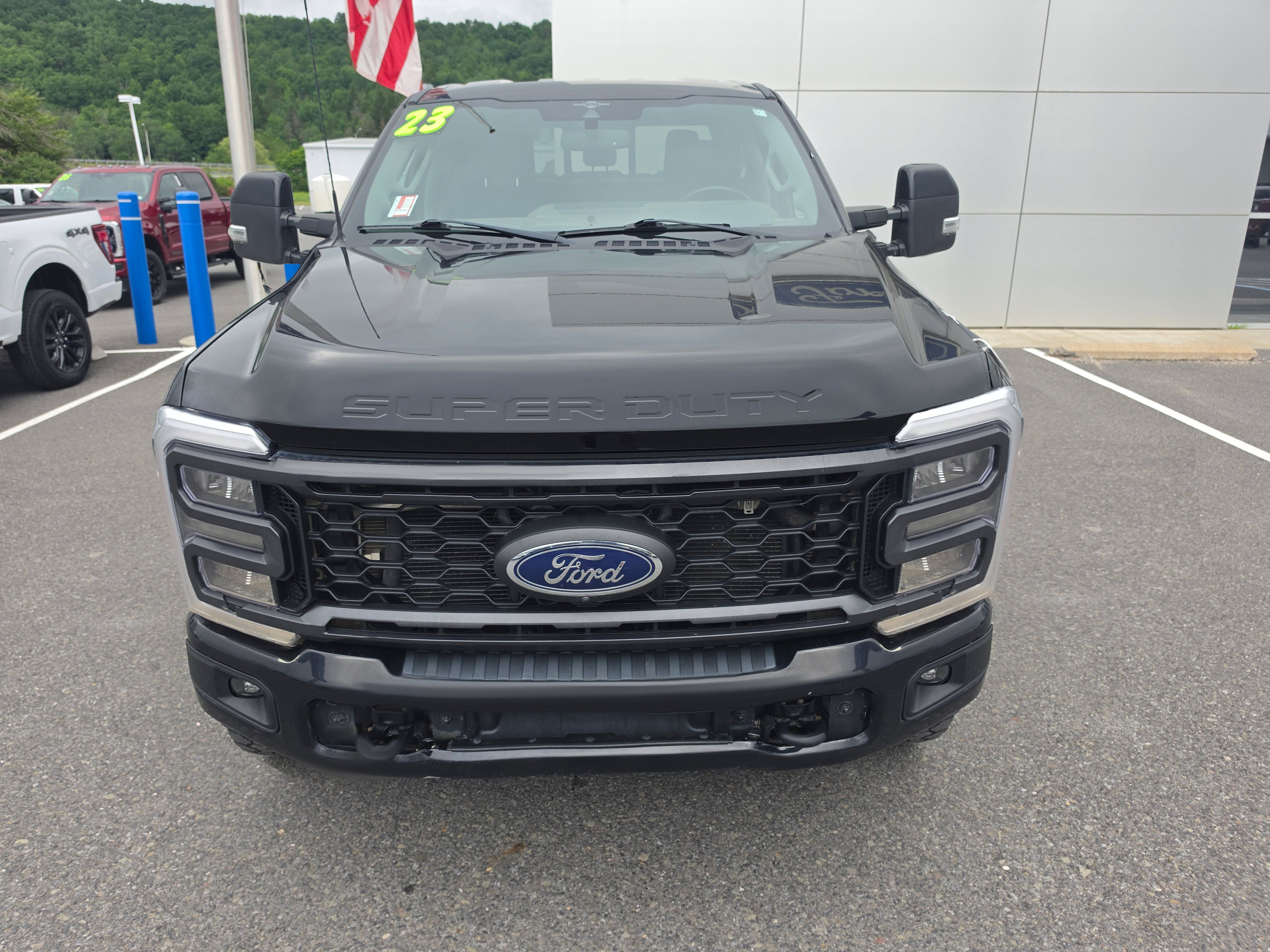 2023 Ford Super Duty F-350 SRW LARIAT
