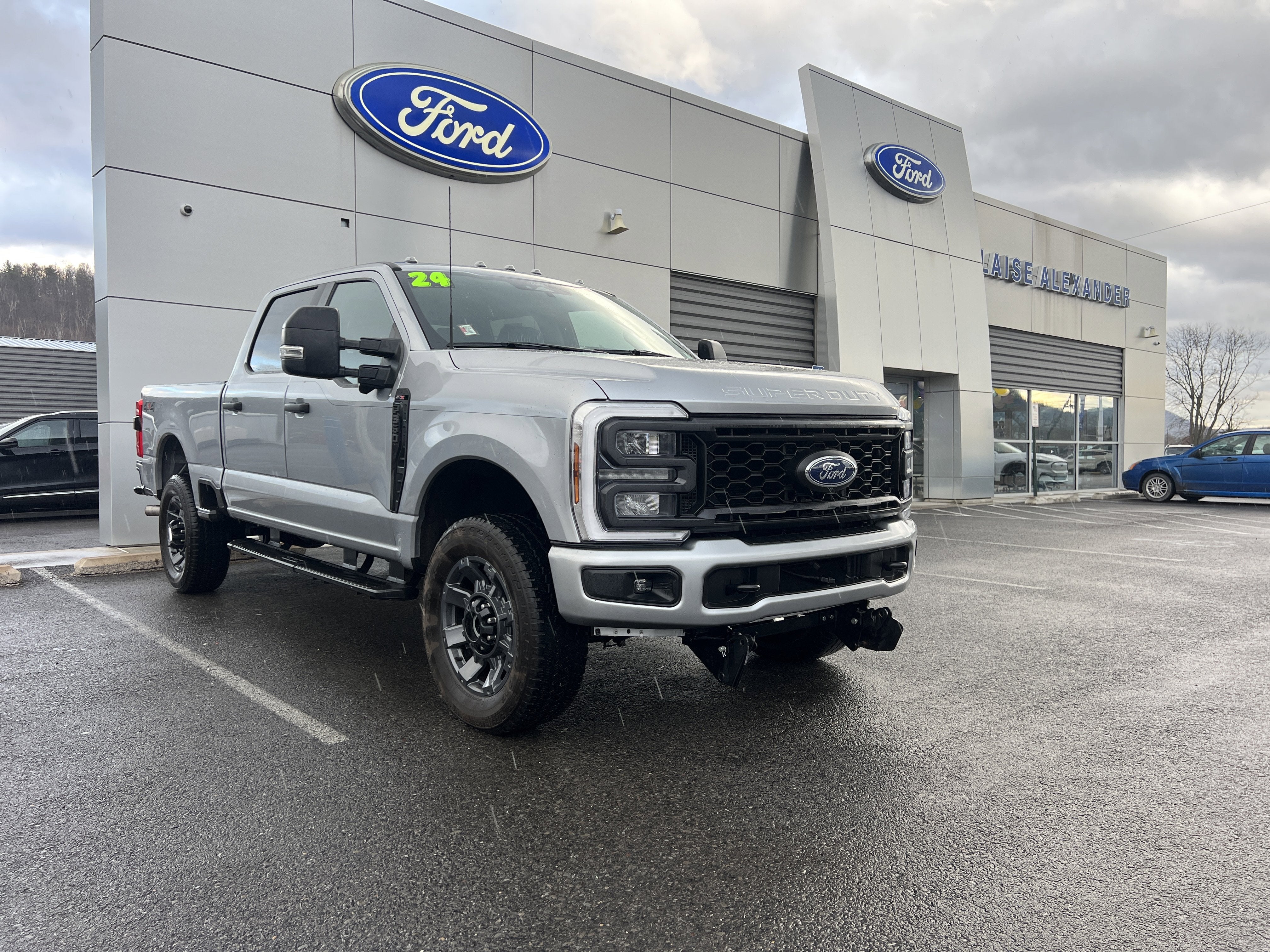 2024 Ford Super Duty F-350 SRW XL