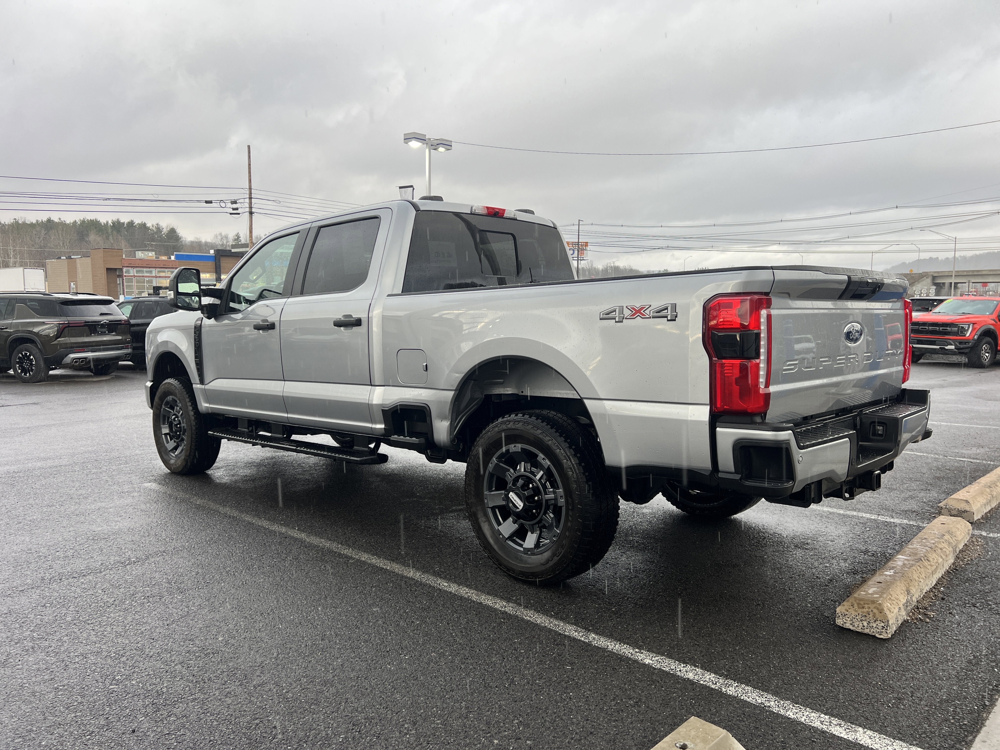 2024 Ford Super Duty F-350 SRW XL