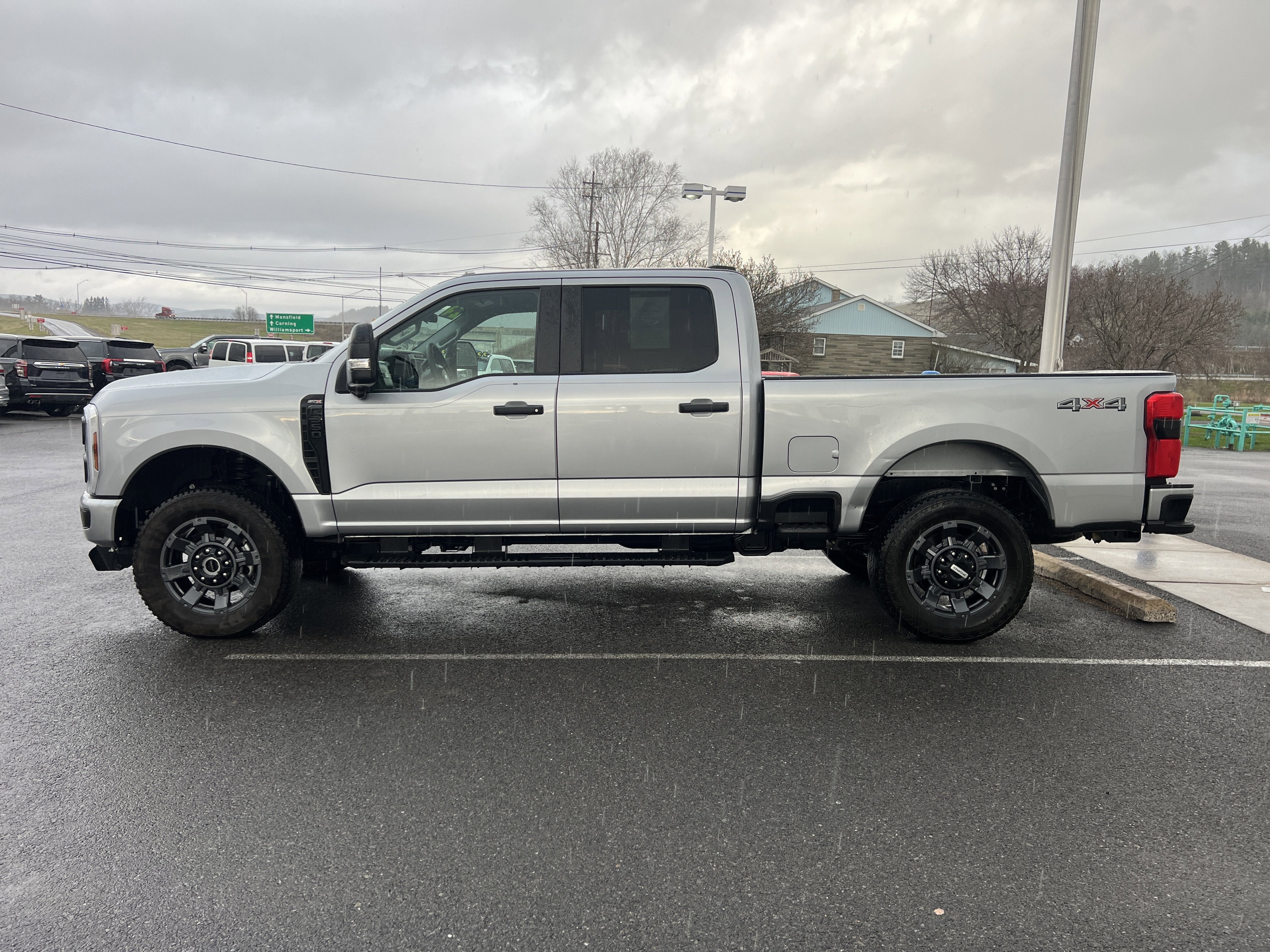 2024 Ford Super Duty F-350 SRW XL